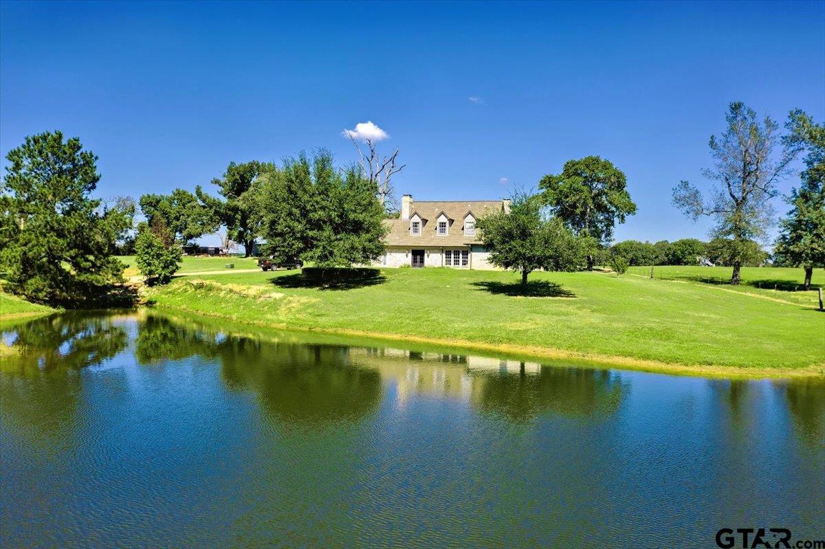 17981 E FM 850 — photo