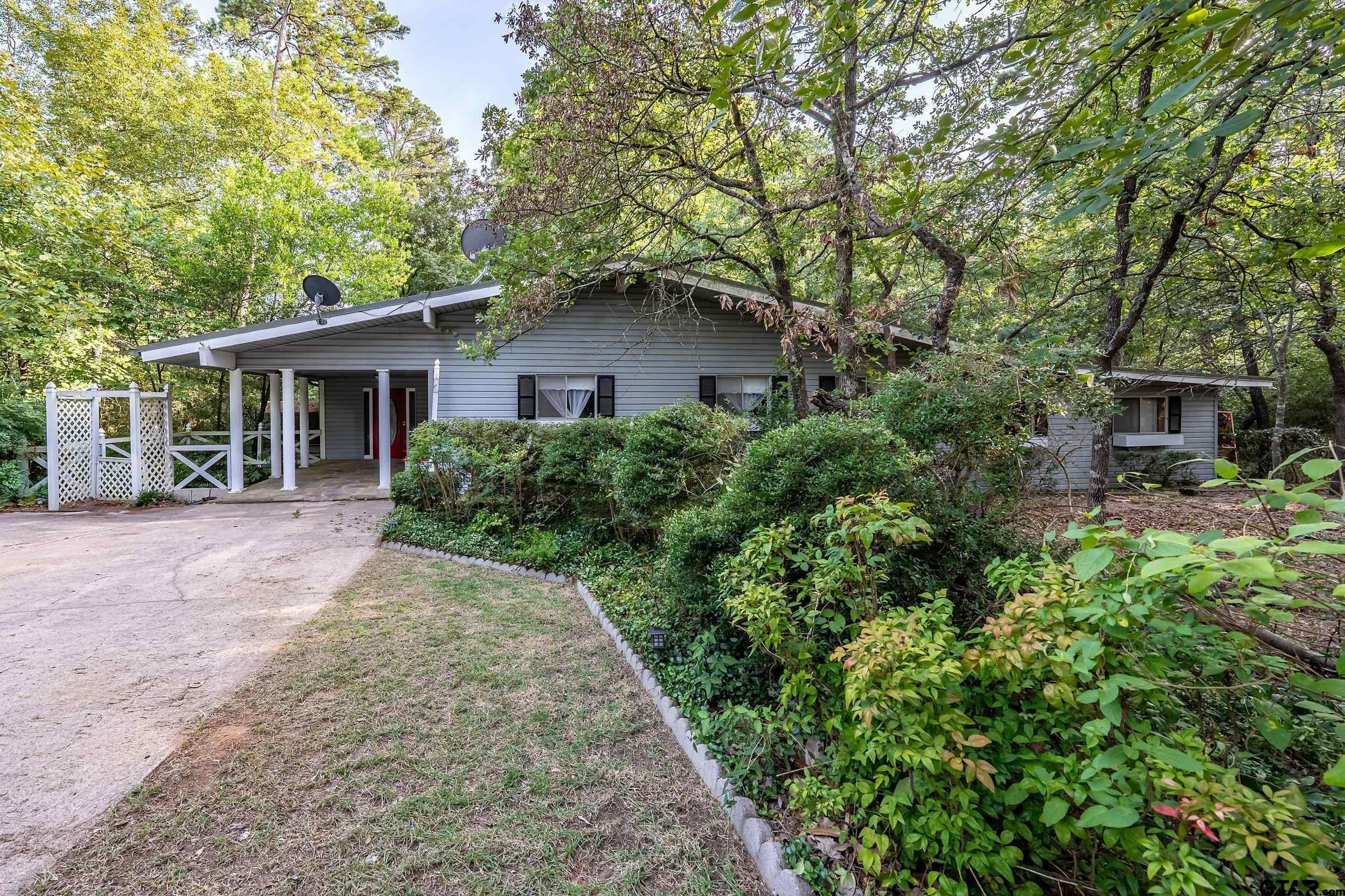 110 Green Cove — photo