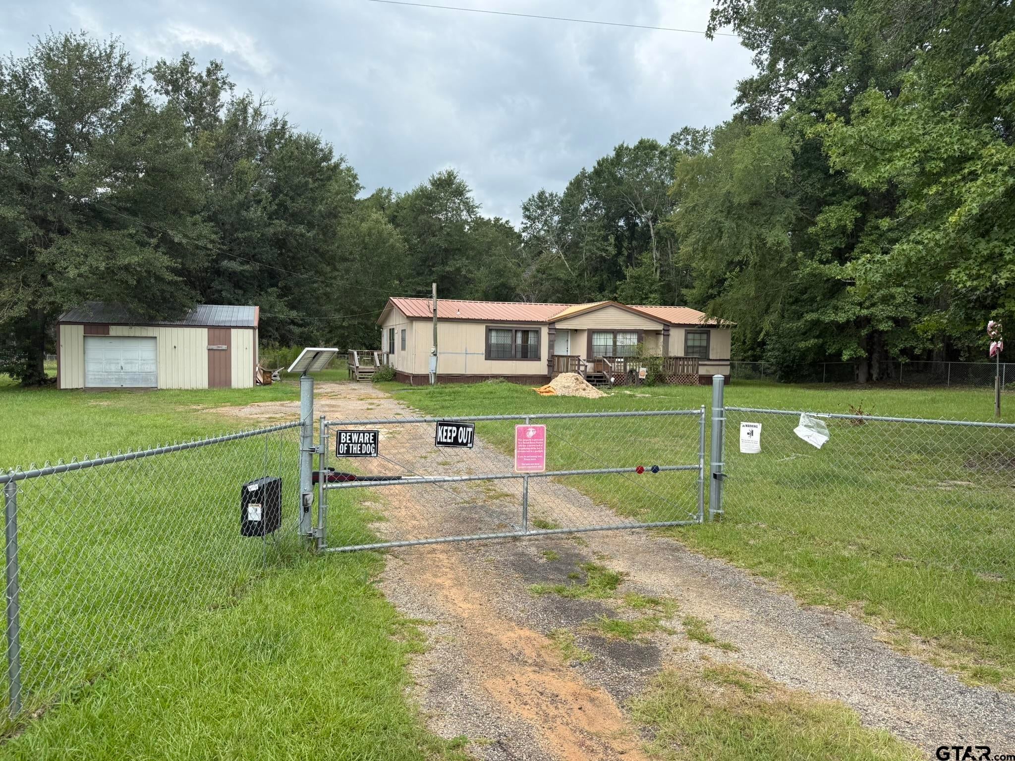 18386 FM 756 — photo