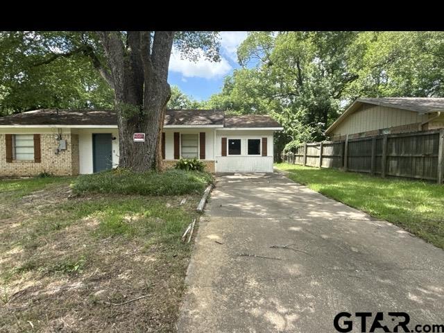 106 Allen St — photo