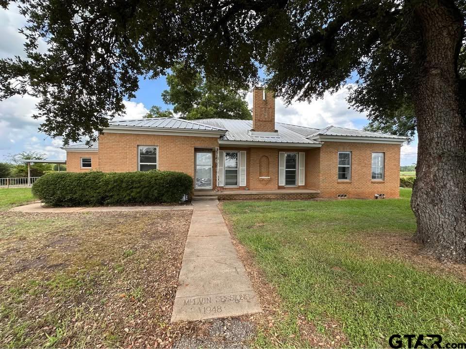 963 S Marcus St. (US Hwy 69) — photo