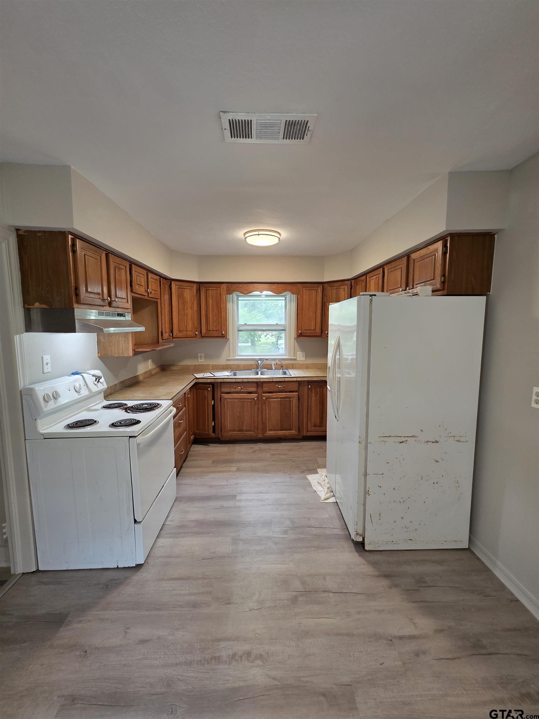 422 Diane, Longview, TX 75602 — photo 2