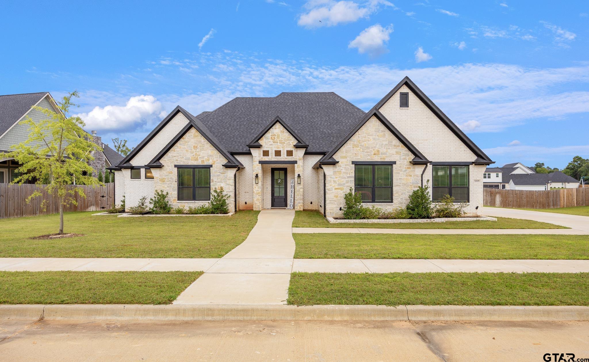 12229 Harlon St. — photo