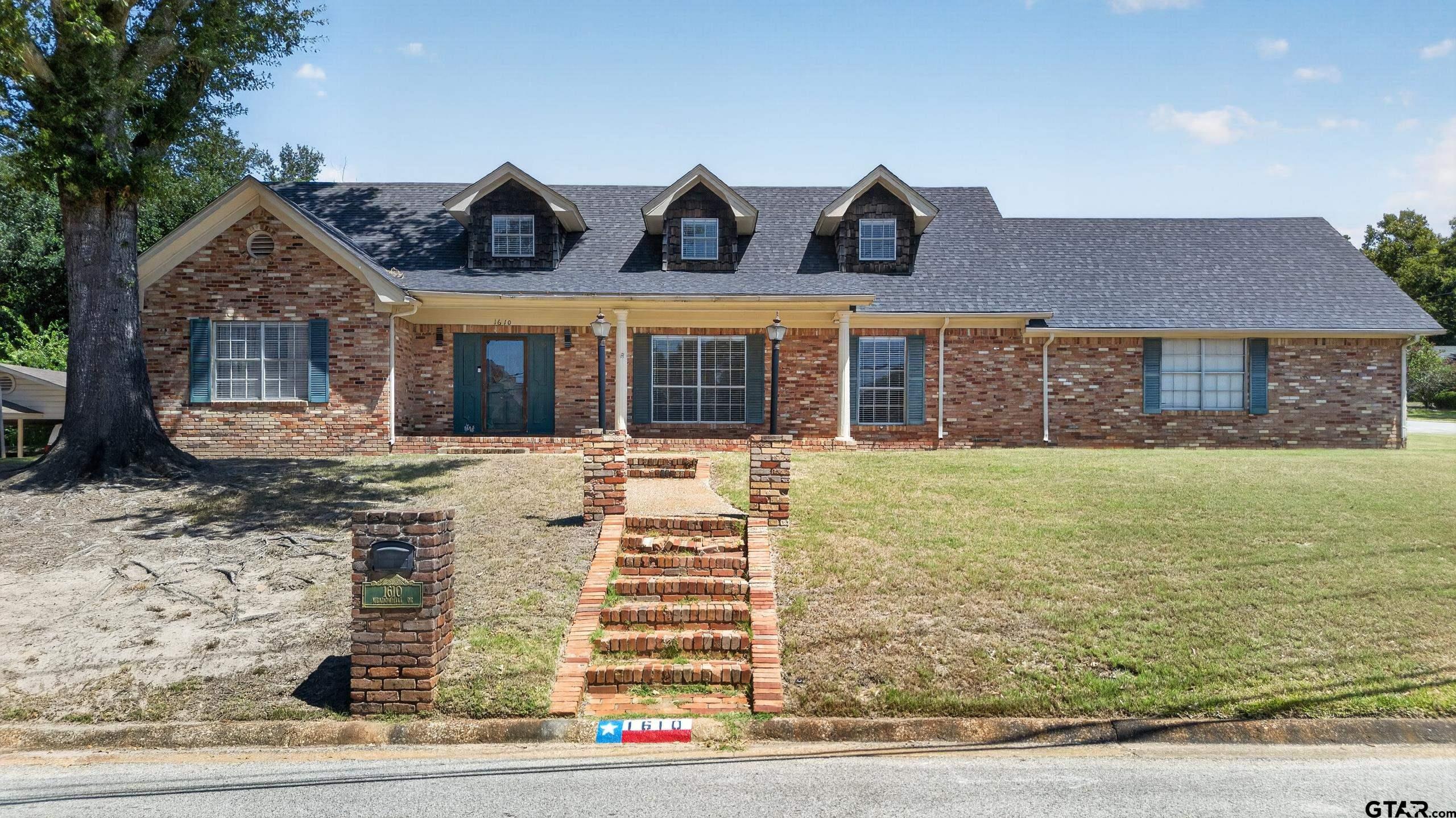 1610 Meadowhill Dr — photo