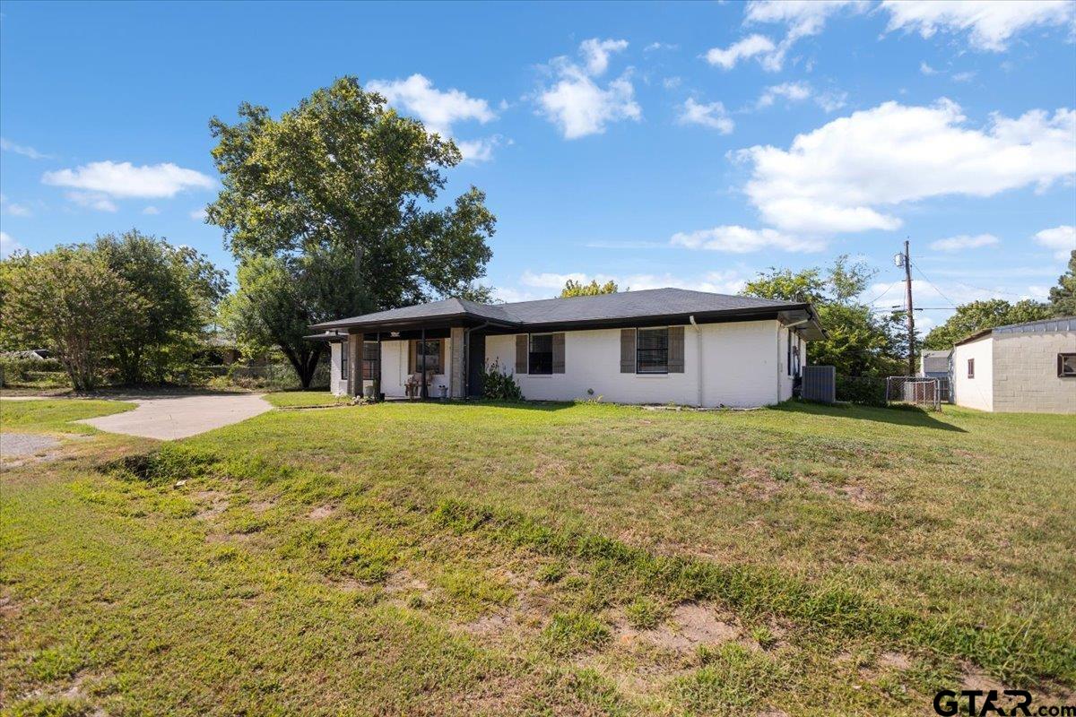 260 Washington, Van, TX 75790 — photo 3
