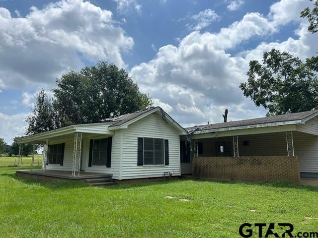 11759 N FM 315 — photo