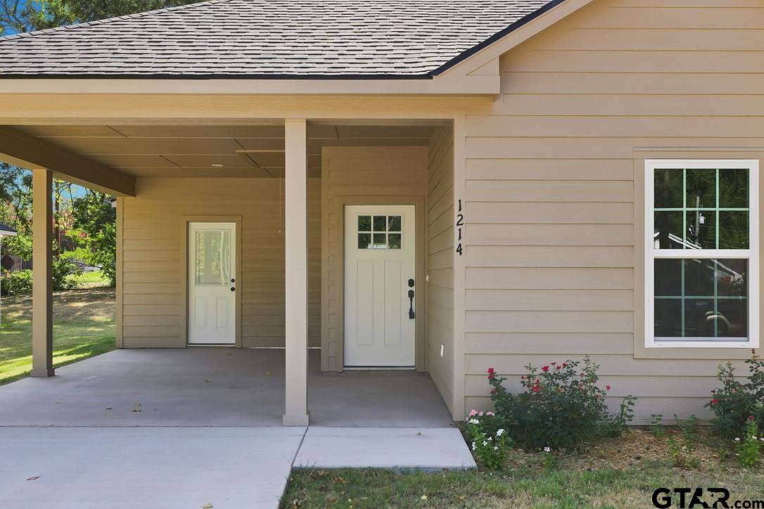 1214 N Third Street, Longview, TX 75601 — photo 2