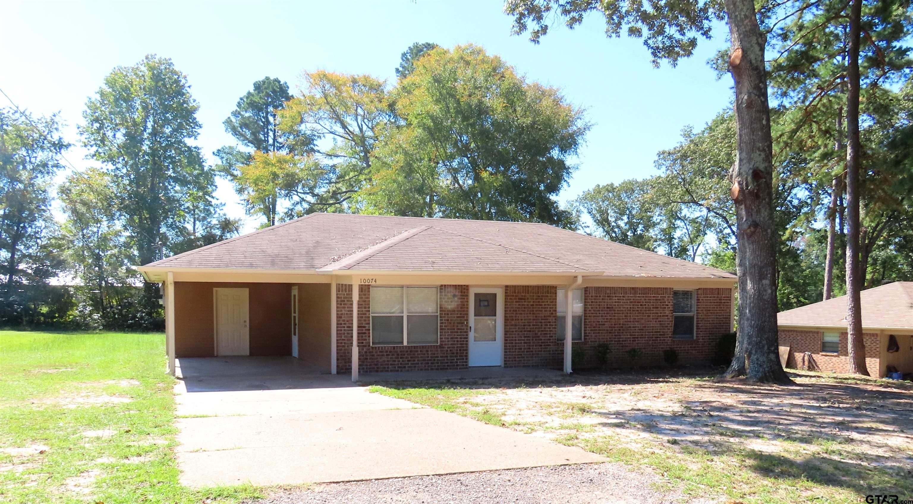 10074 Wooded Way — photo