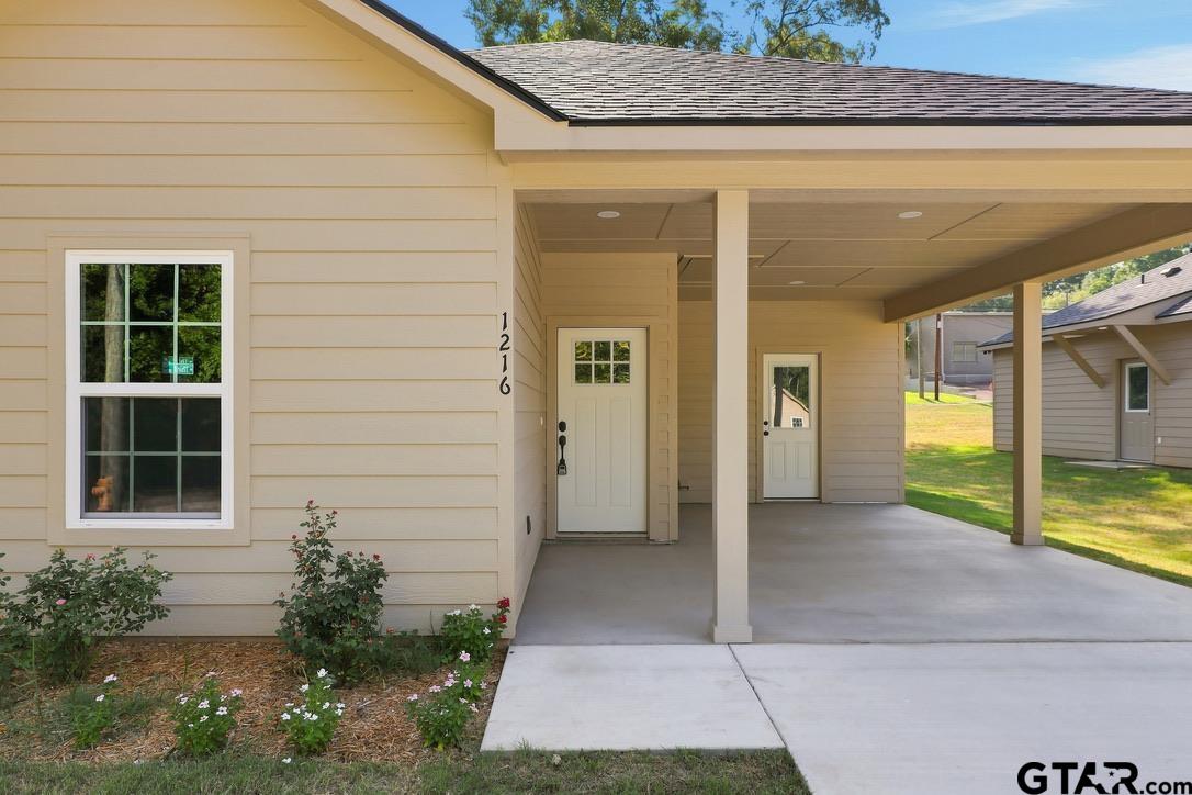 1216 N Third Street, Longview, TX 75601 — photo 2