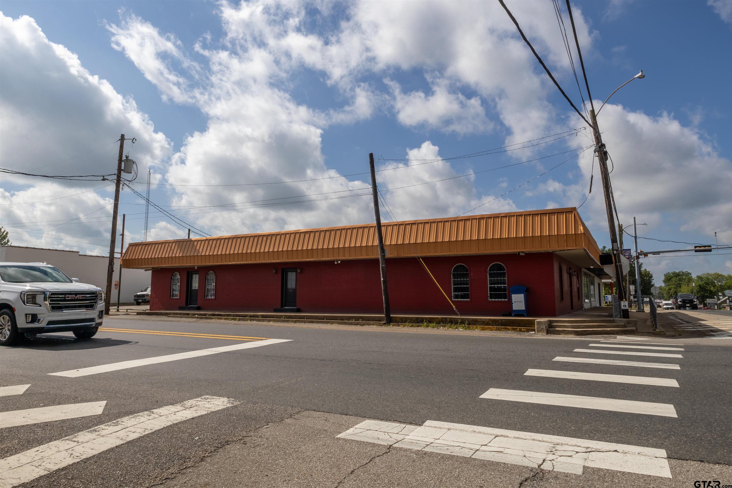 101 S Main Street — photo