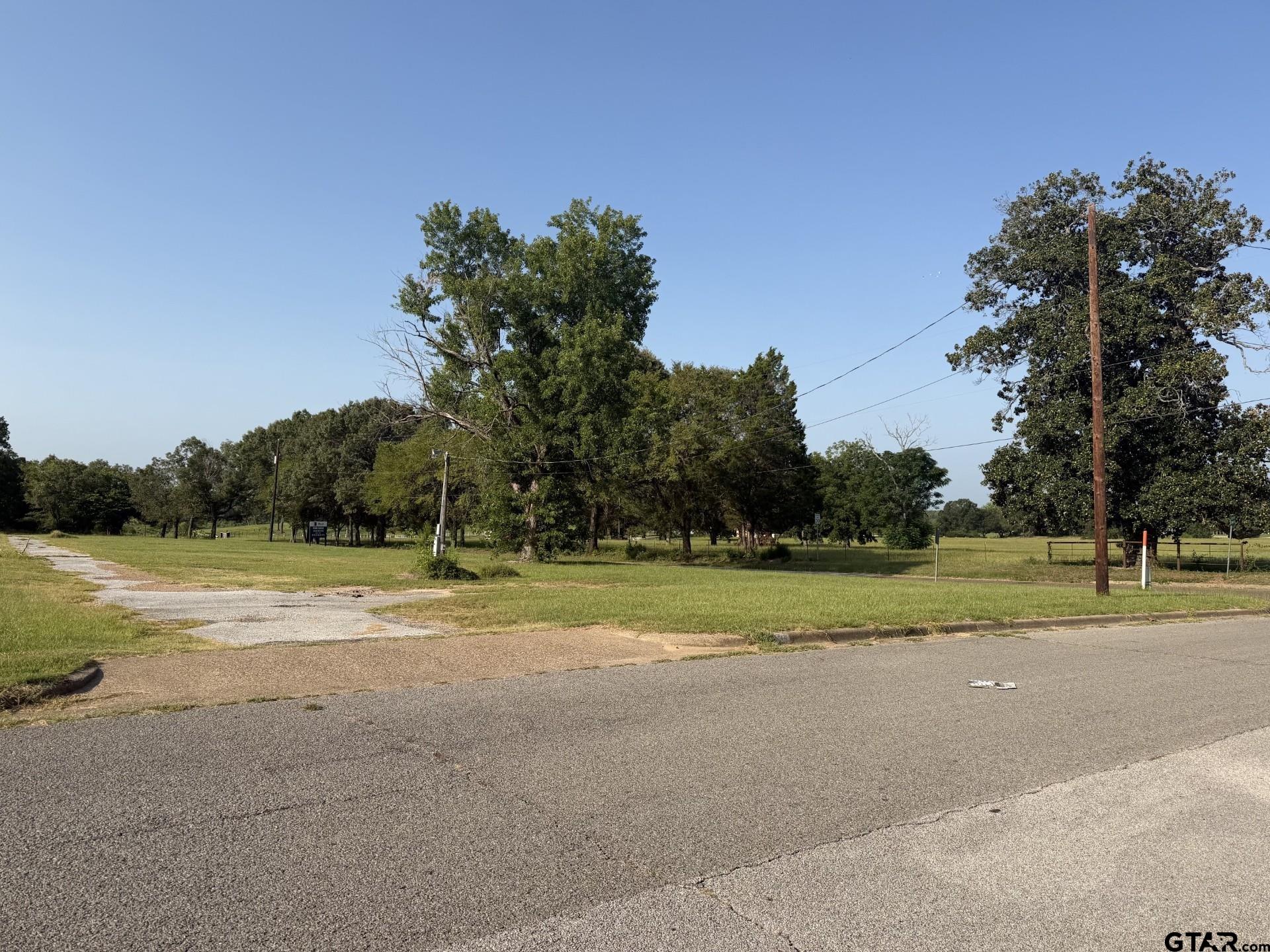 112 Gibson Road, Athens, TX 75751 — photo 2