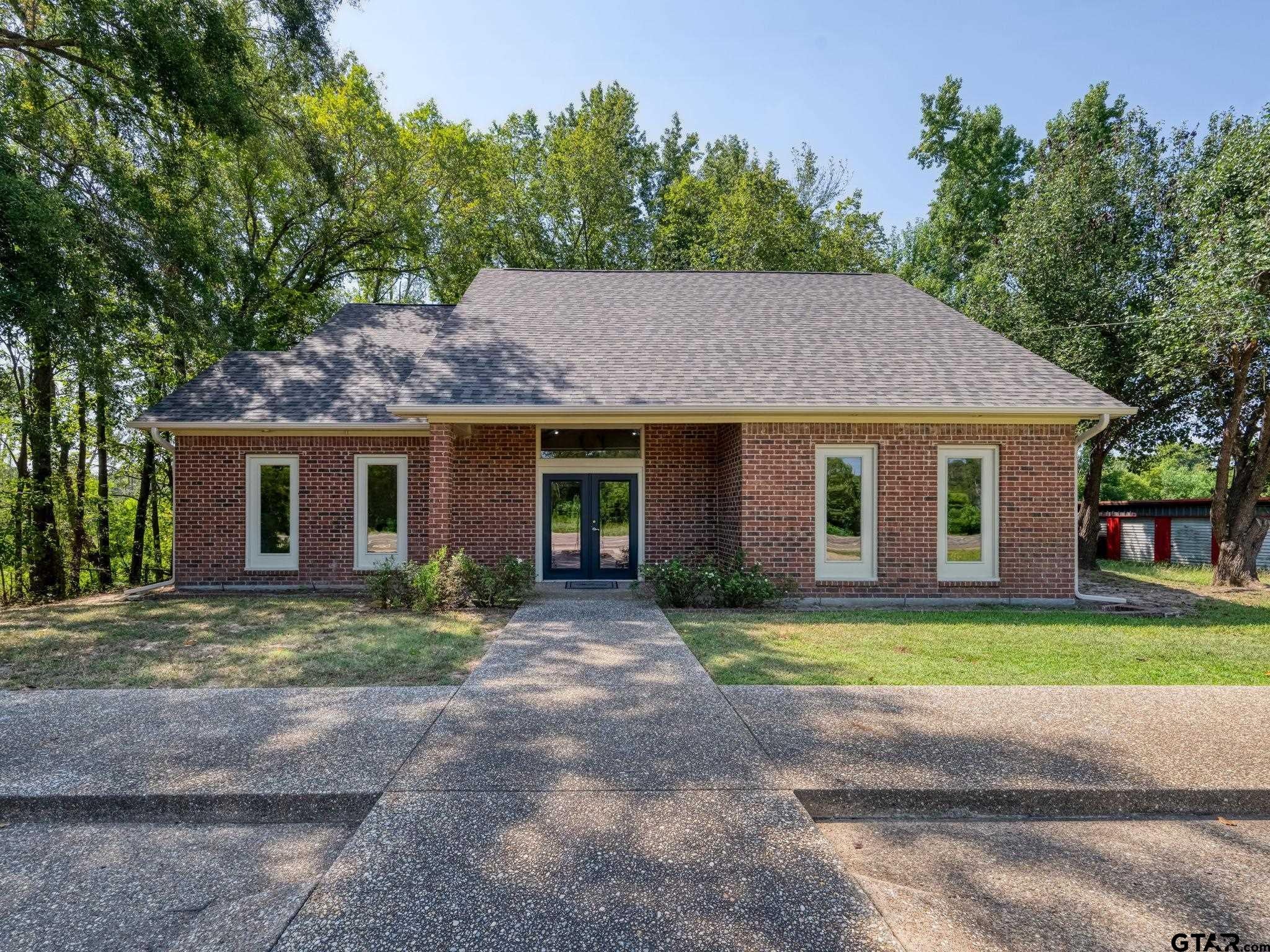 954 E St. Hwy 31 — photo