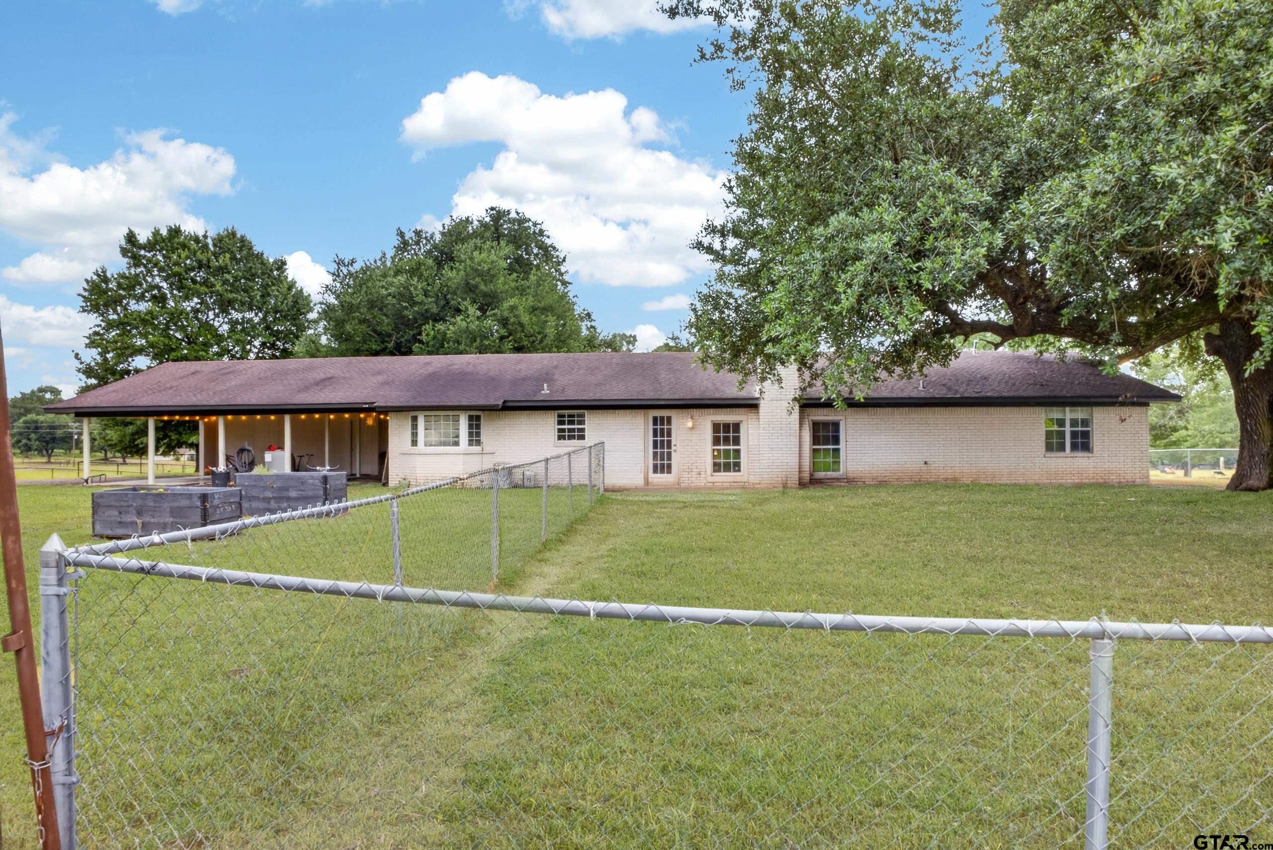 3690 FM 49 — photo
