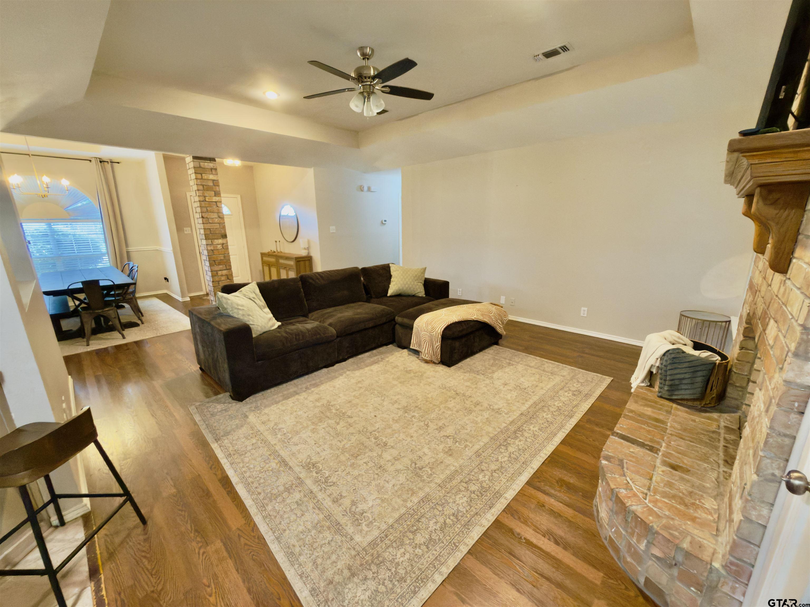 3910 Castlegate, Paris, TX 75462 — photo 2