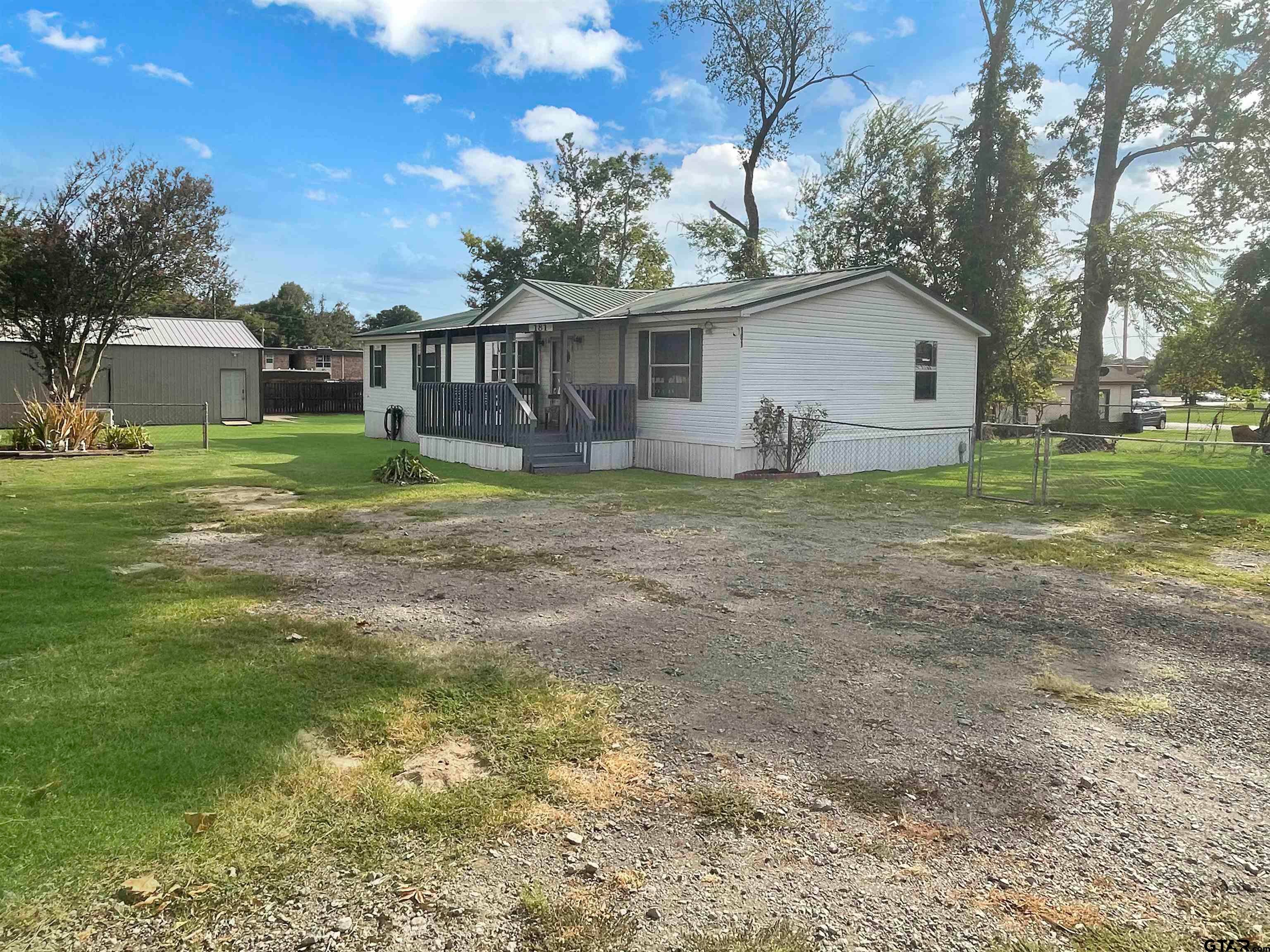 181 Cyclone St. — photo