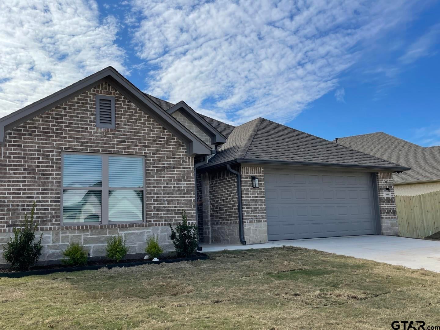 10008 Dayspring Dr — photo