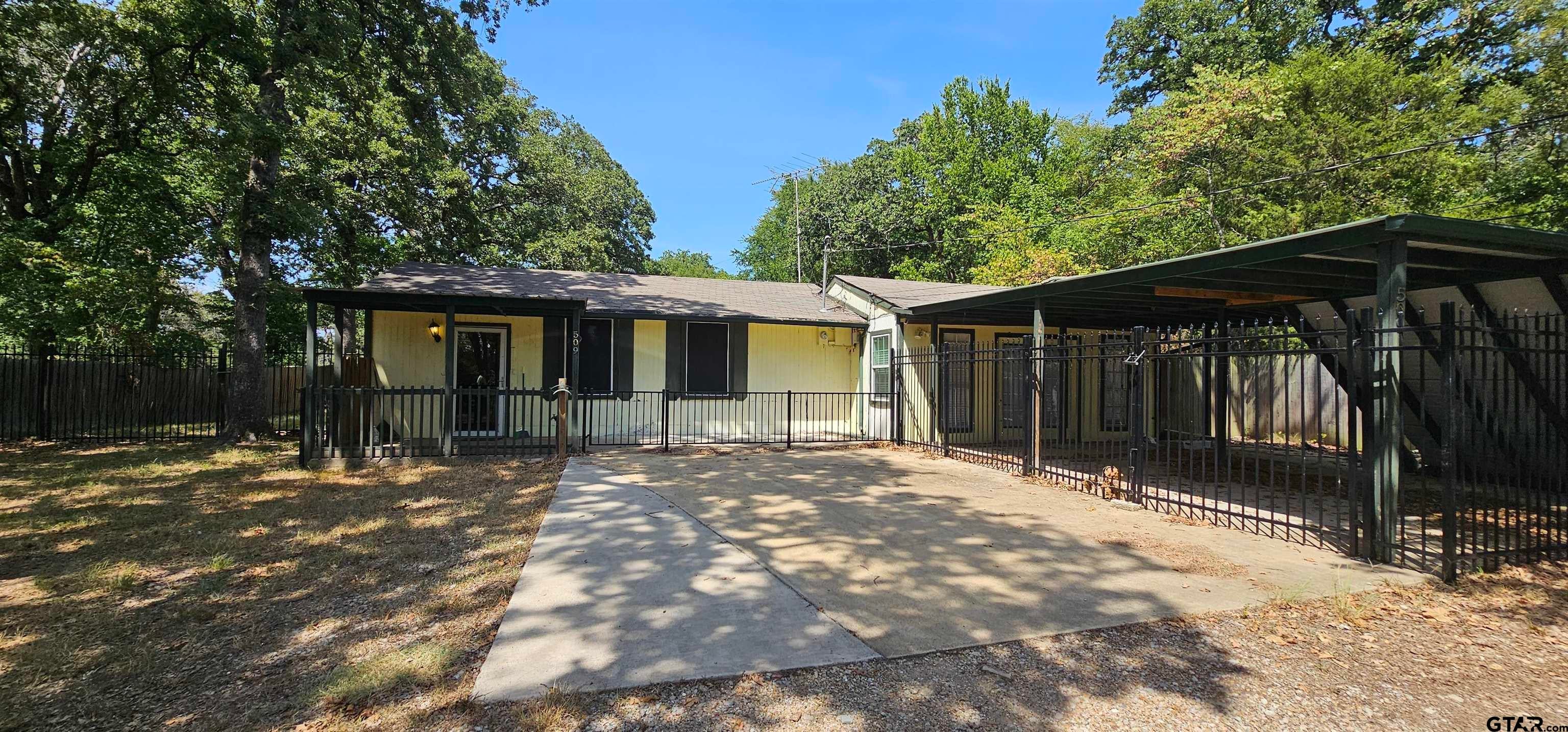 509 Hillcrest Drive — photo
