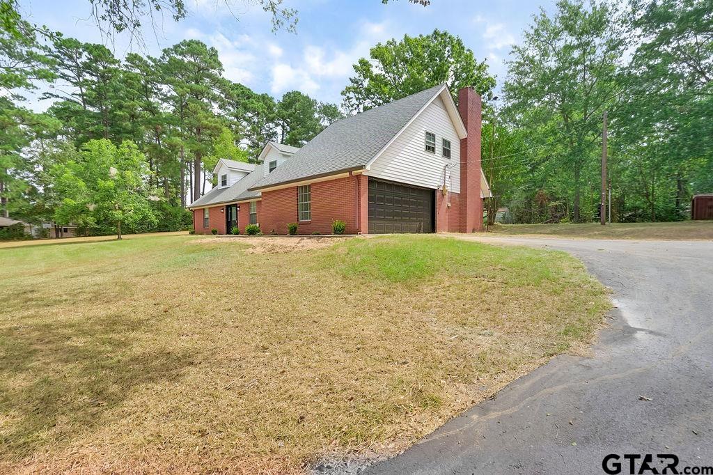 1004 Sunset, Daingerfield, TX 75638 — photo 2