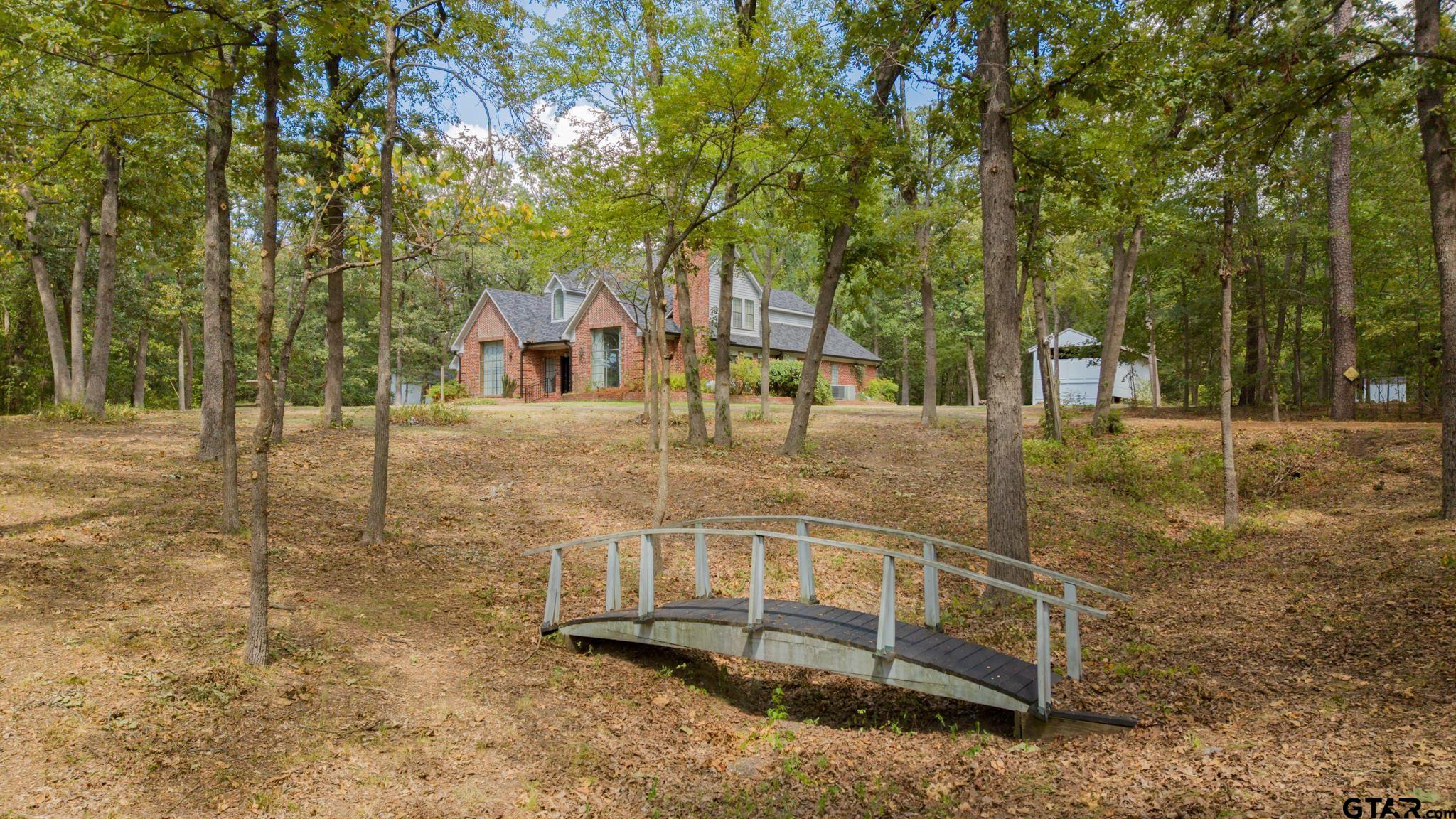 3199 FM 2723 — photo