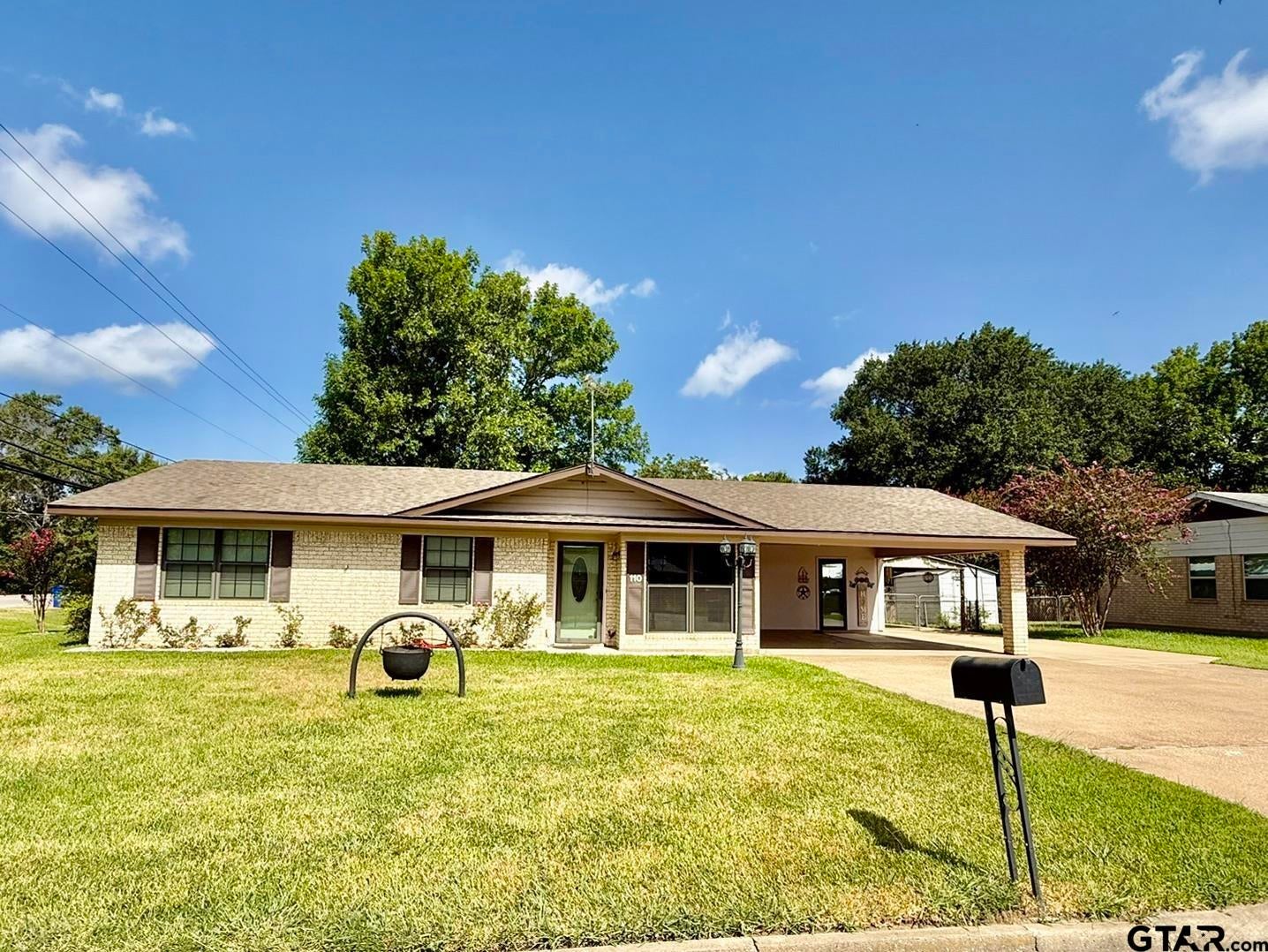 110 Glenview — photo