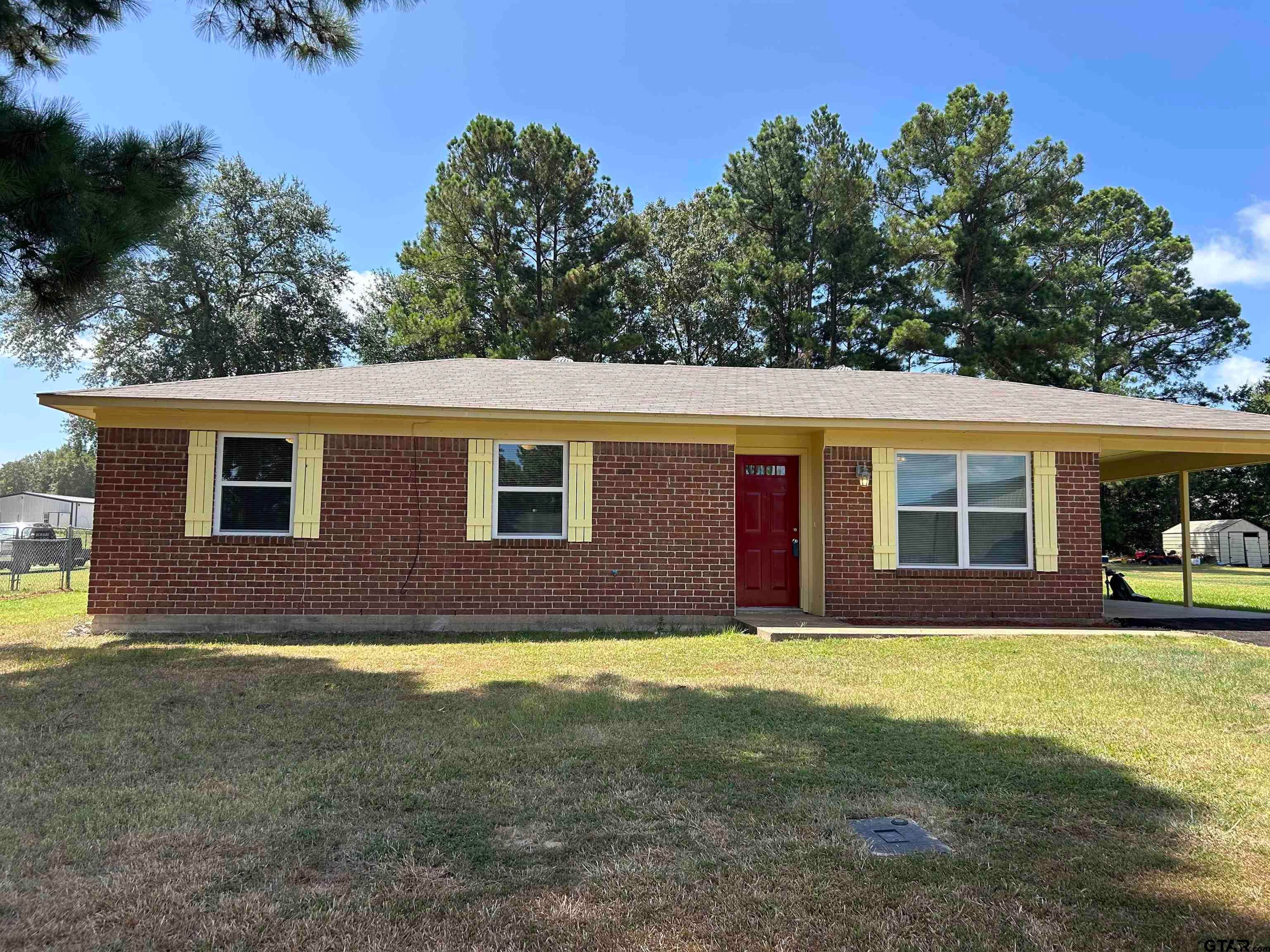 15900 Eldorado — photo