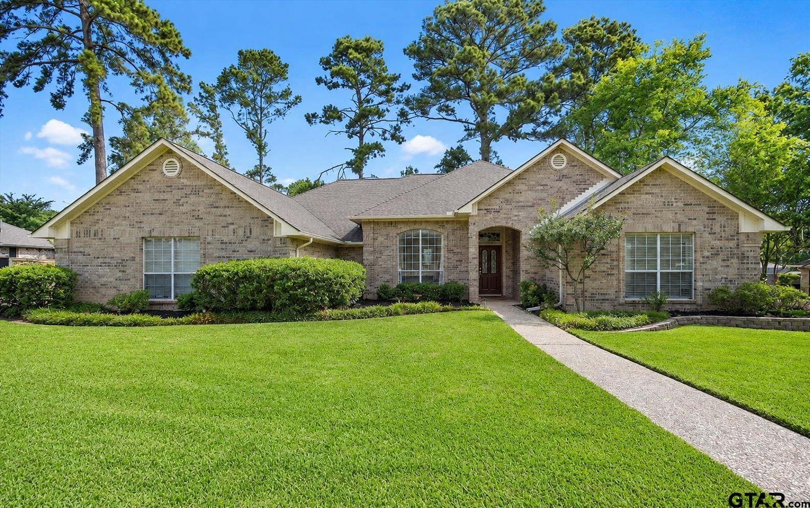 1680 Tall Timber Dr. — photo