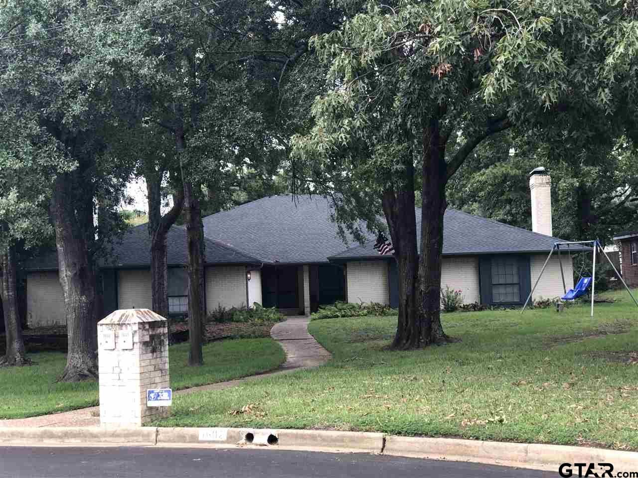 1602 Timber Creek Dr — photo