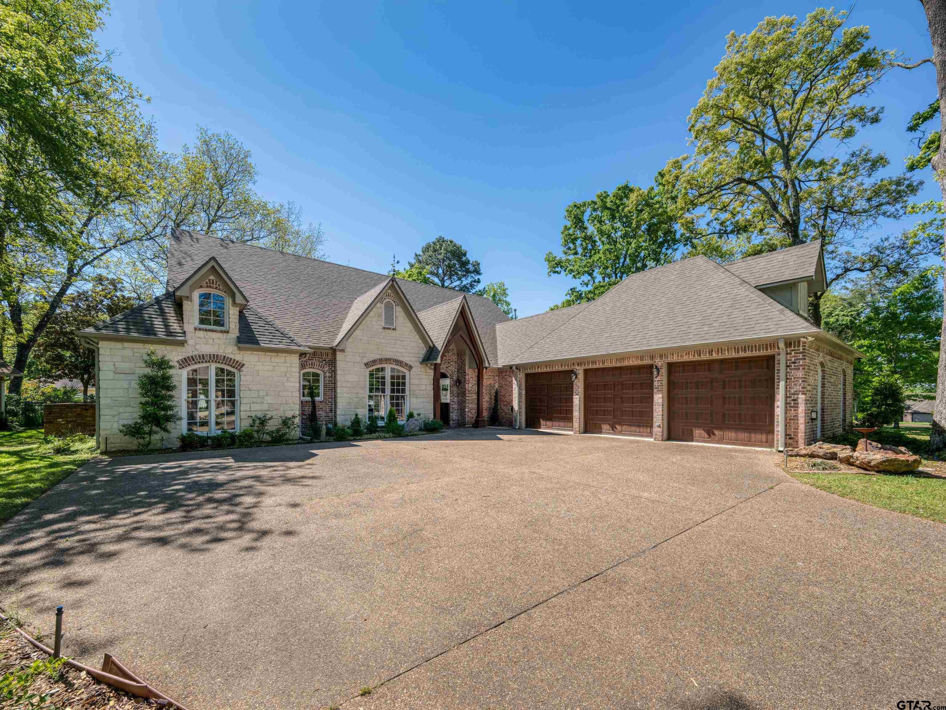 102 Dogwood Lakes Cr — photo