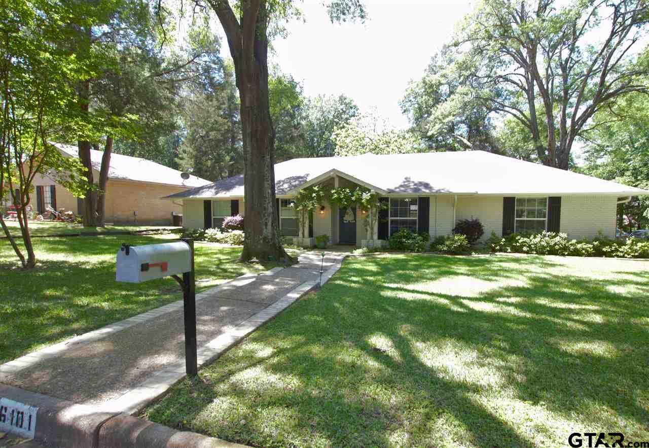 6101 Huntington Drive — photo