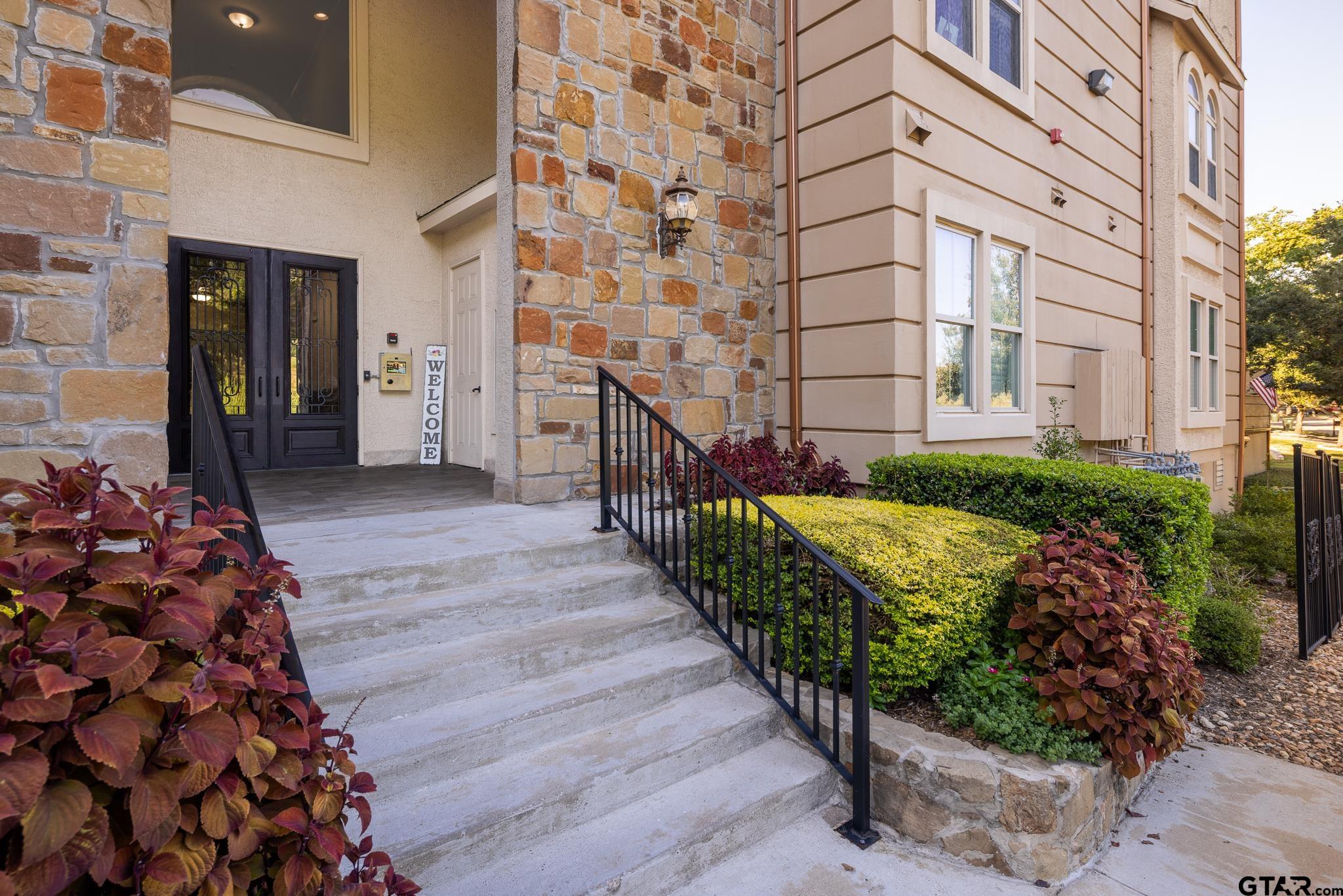 3351 Cascades Ct. Bldg. 3 Unit 322 — photo