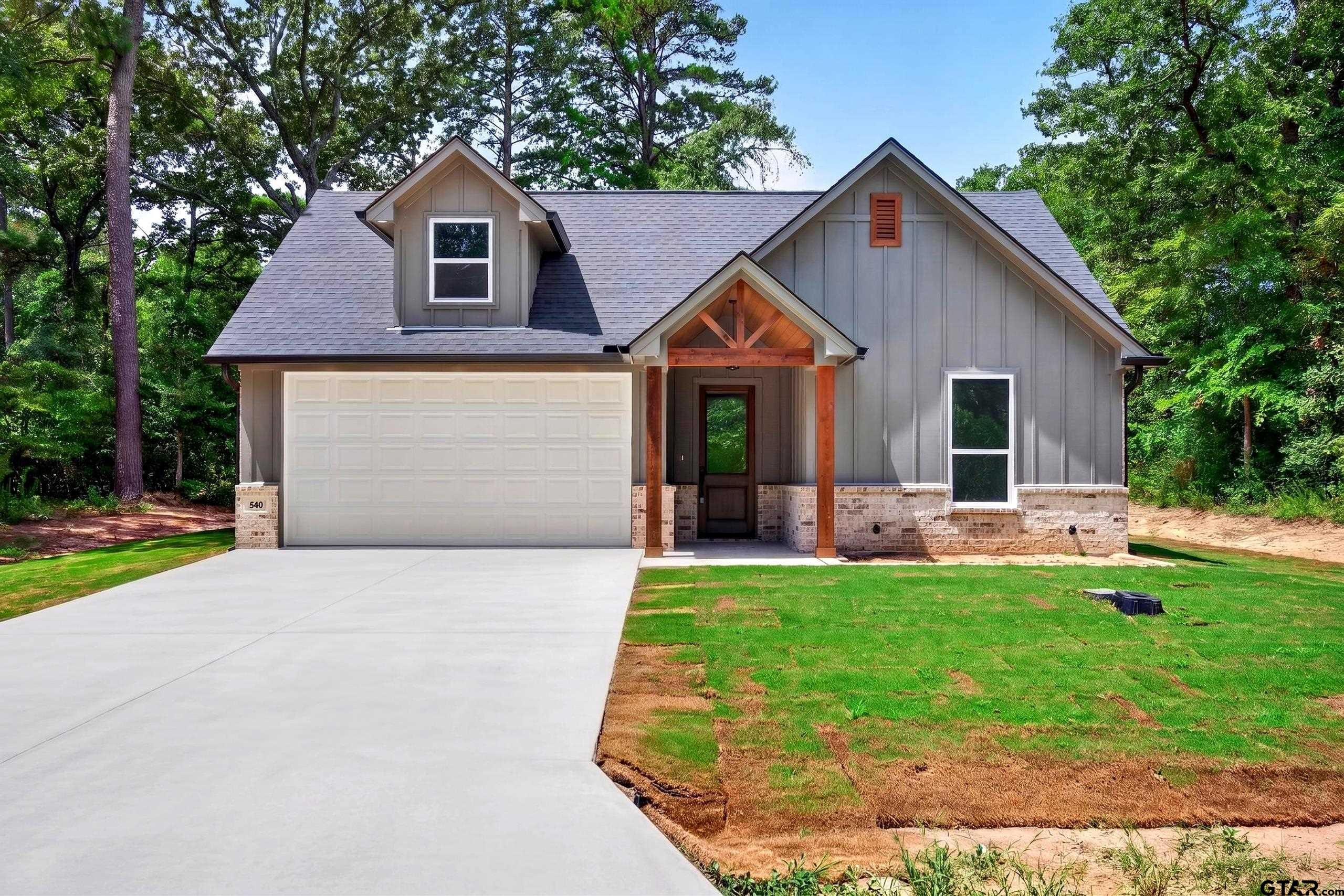 540 Caroline Bend — photo