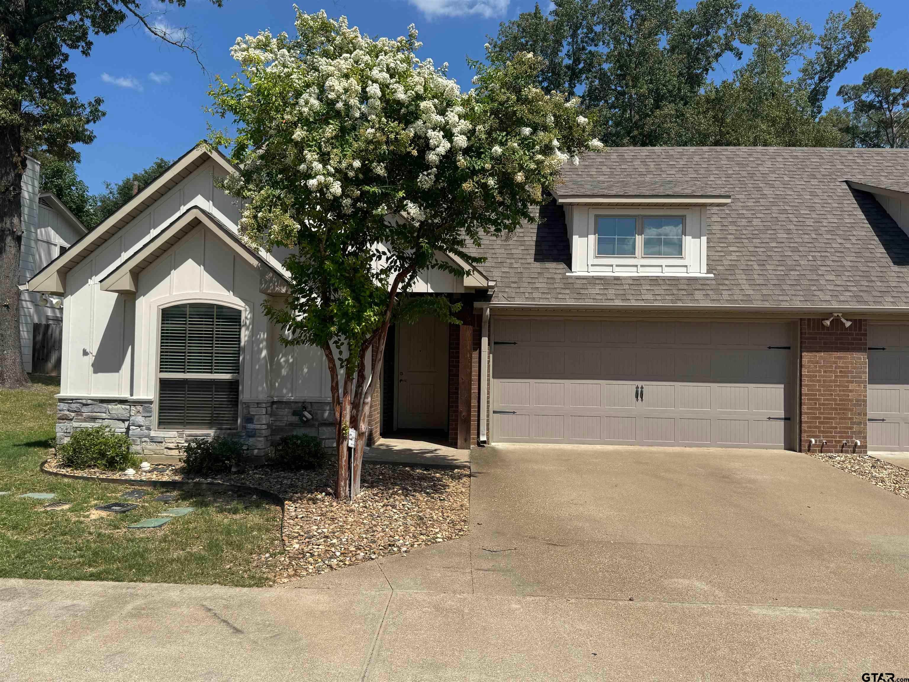 2525 Roy Rd #301 — photo