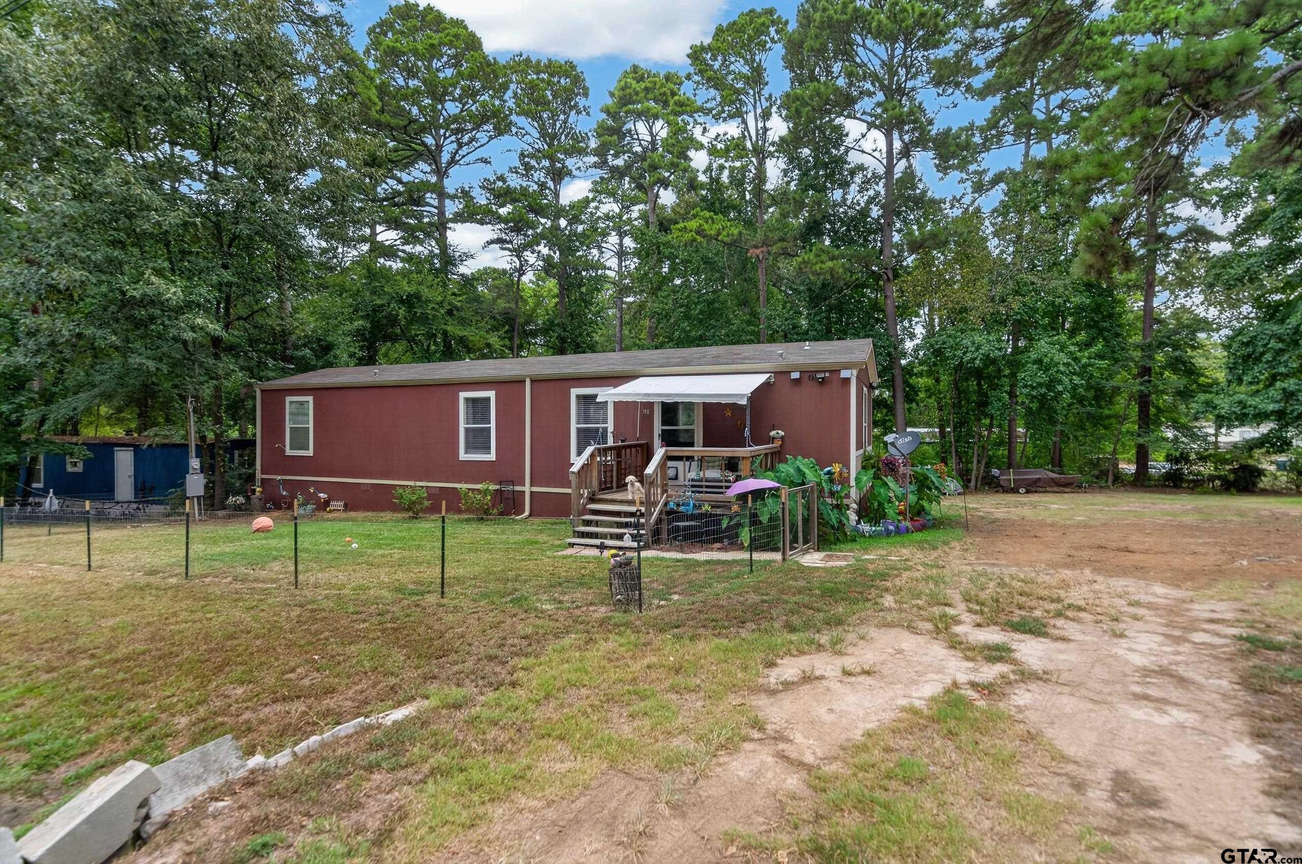 118 Knotty Pine Dr. — photo
