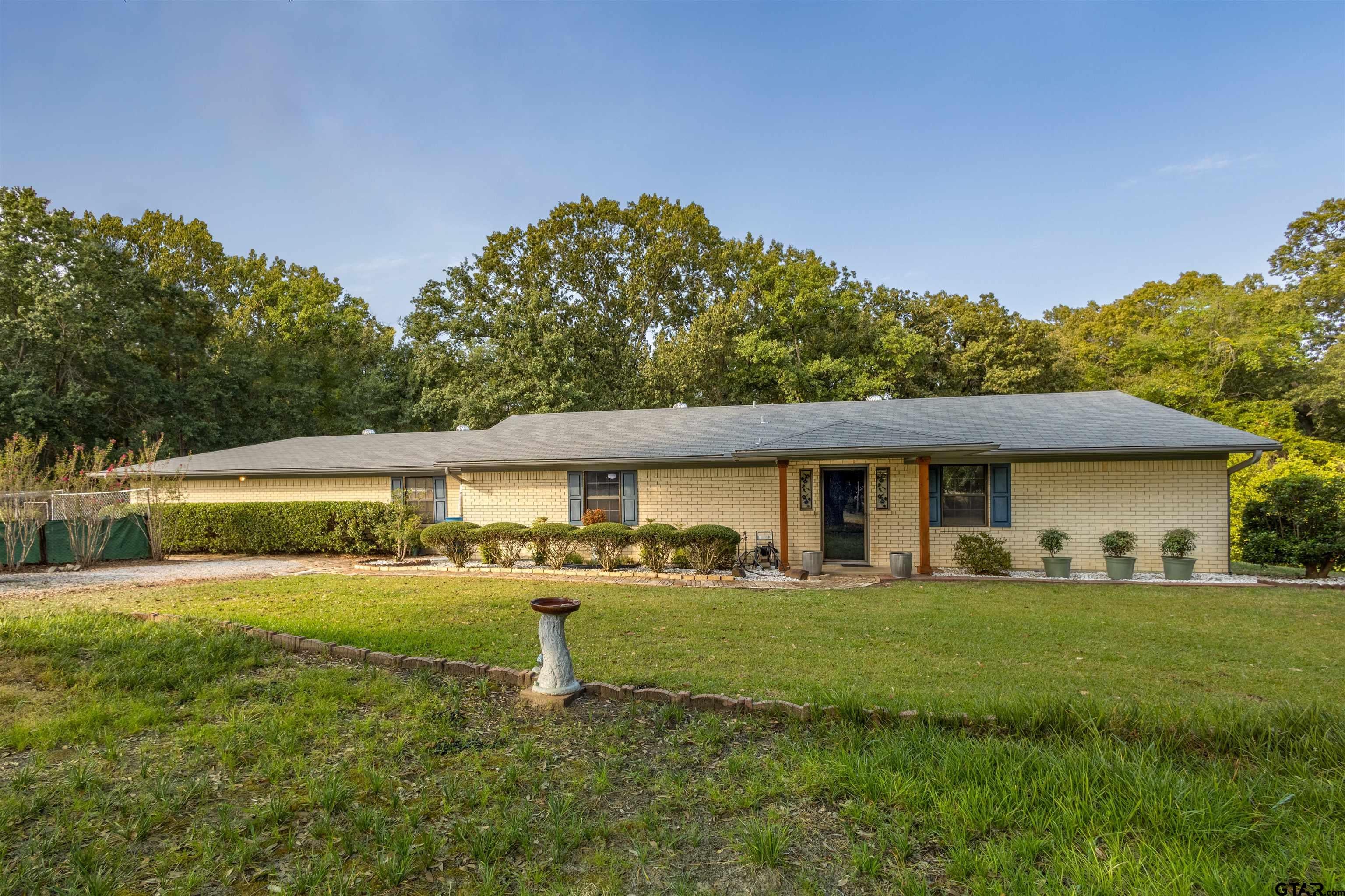 437 FM 49 — photo
