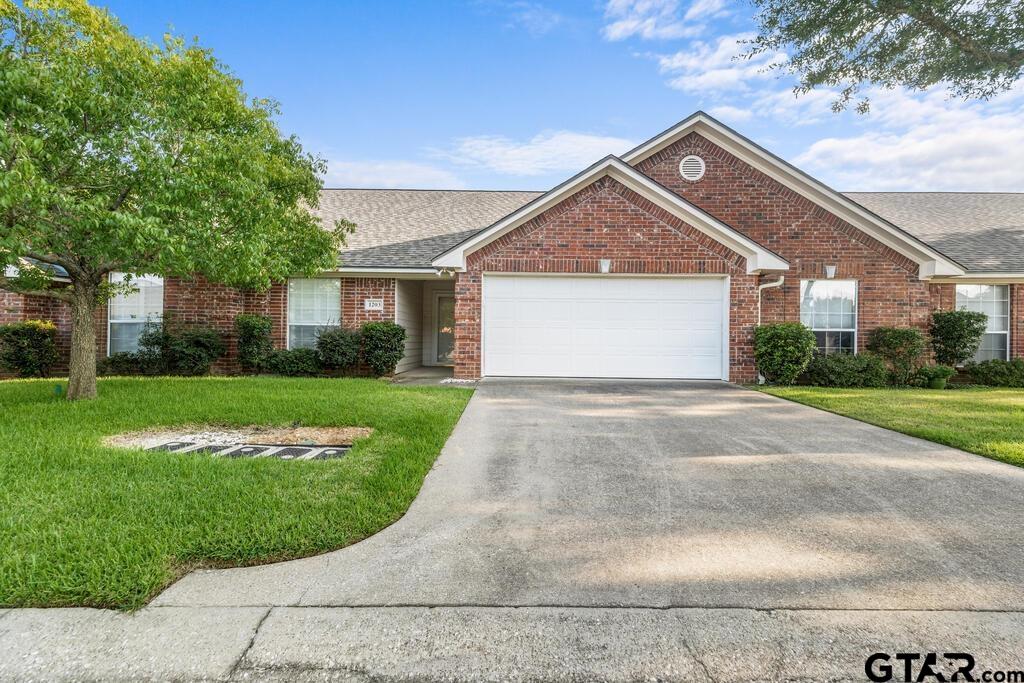 5401 Hollytree Dr. Apt 1203 — photo