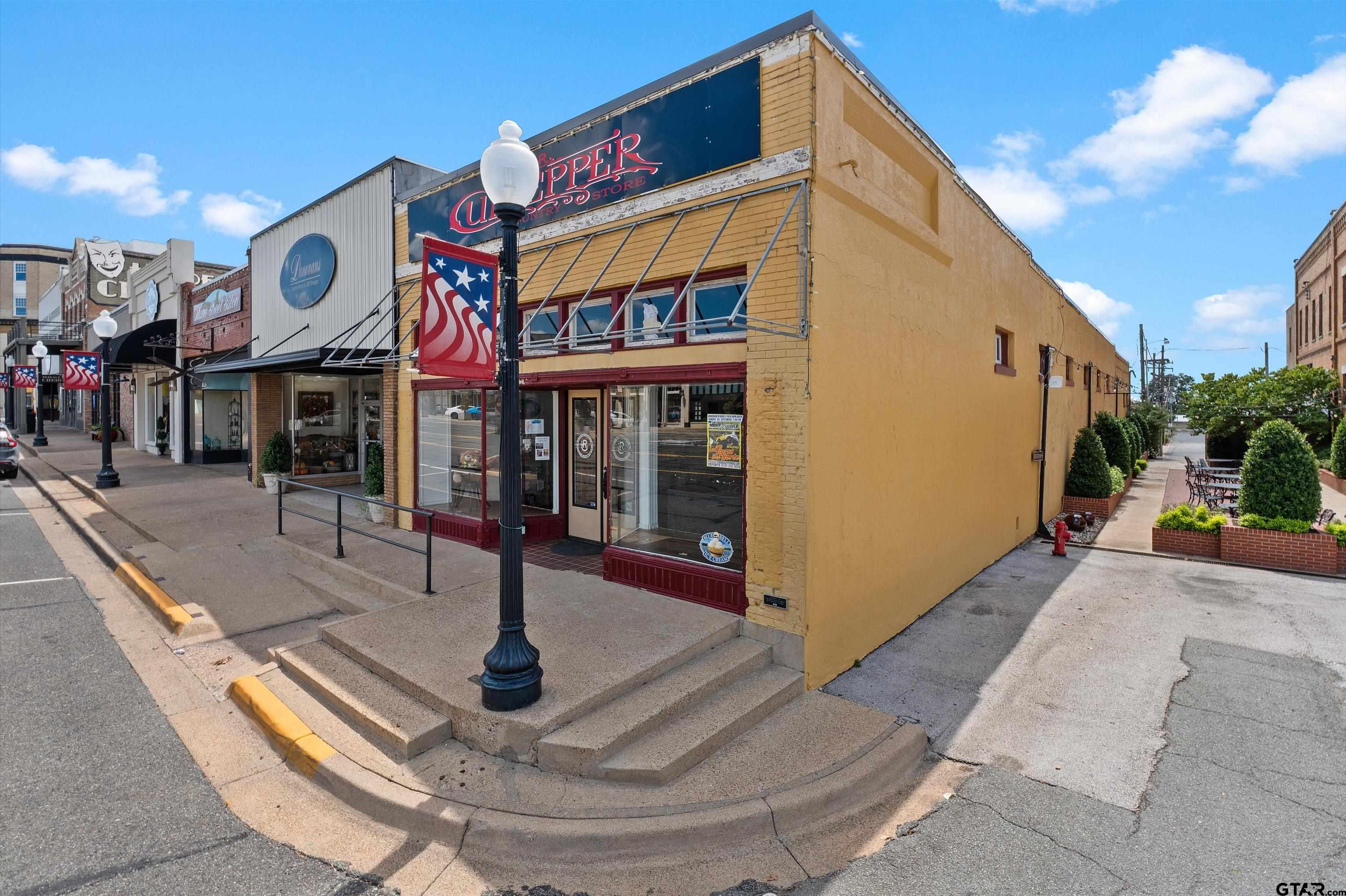 110 E Main Street, Henderson, TX 75652 — photo 2