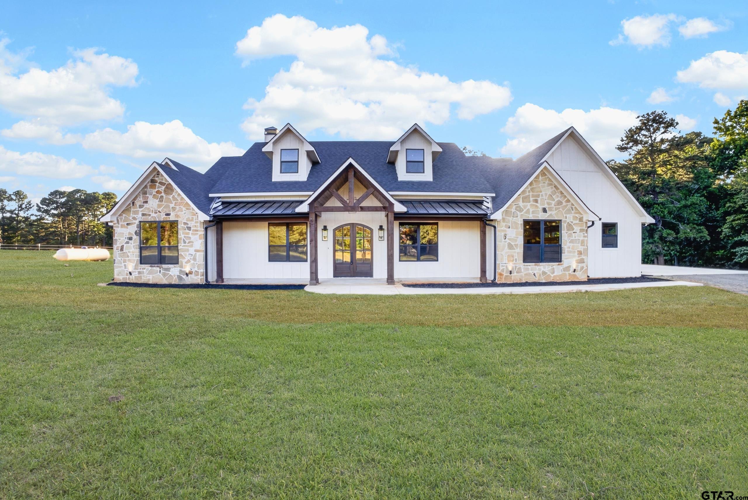 2388 Lansing Switch Rd. — photo