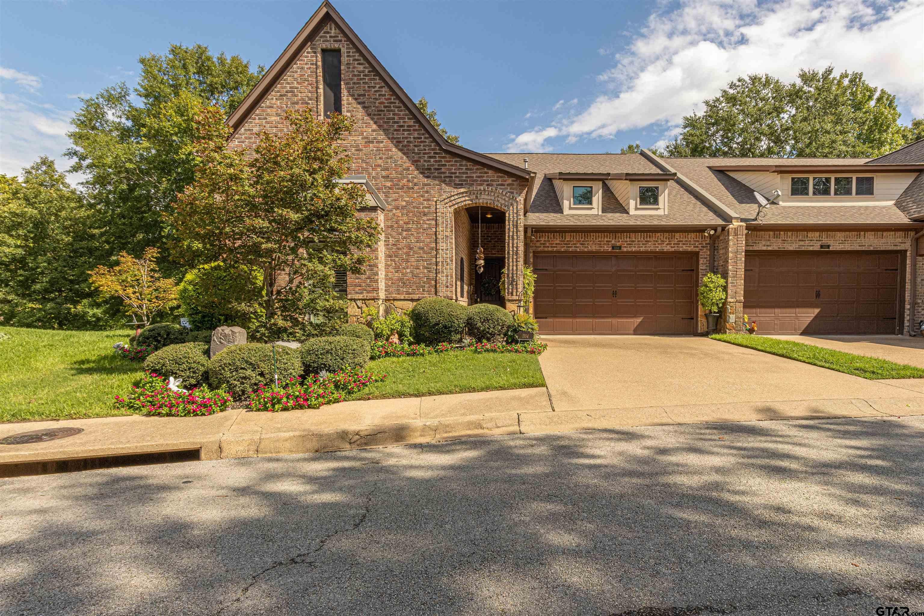 1857 Stonecrest Blvd 1104 — photo