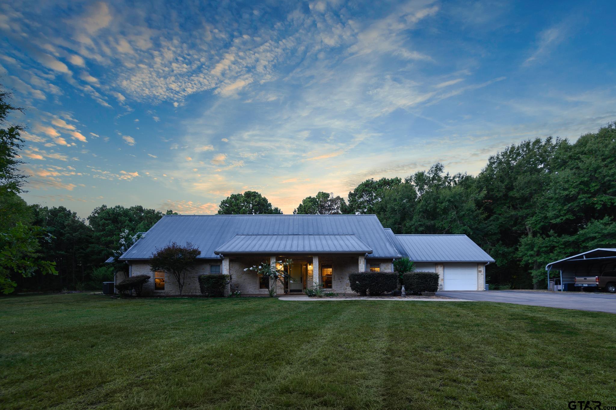 5755 CR 102 — photo