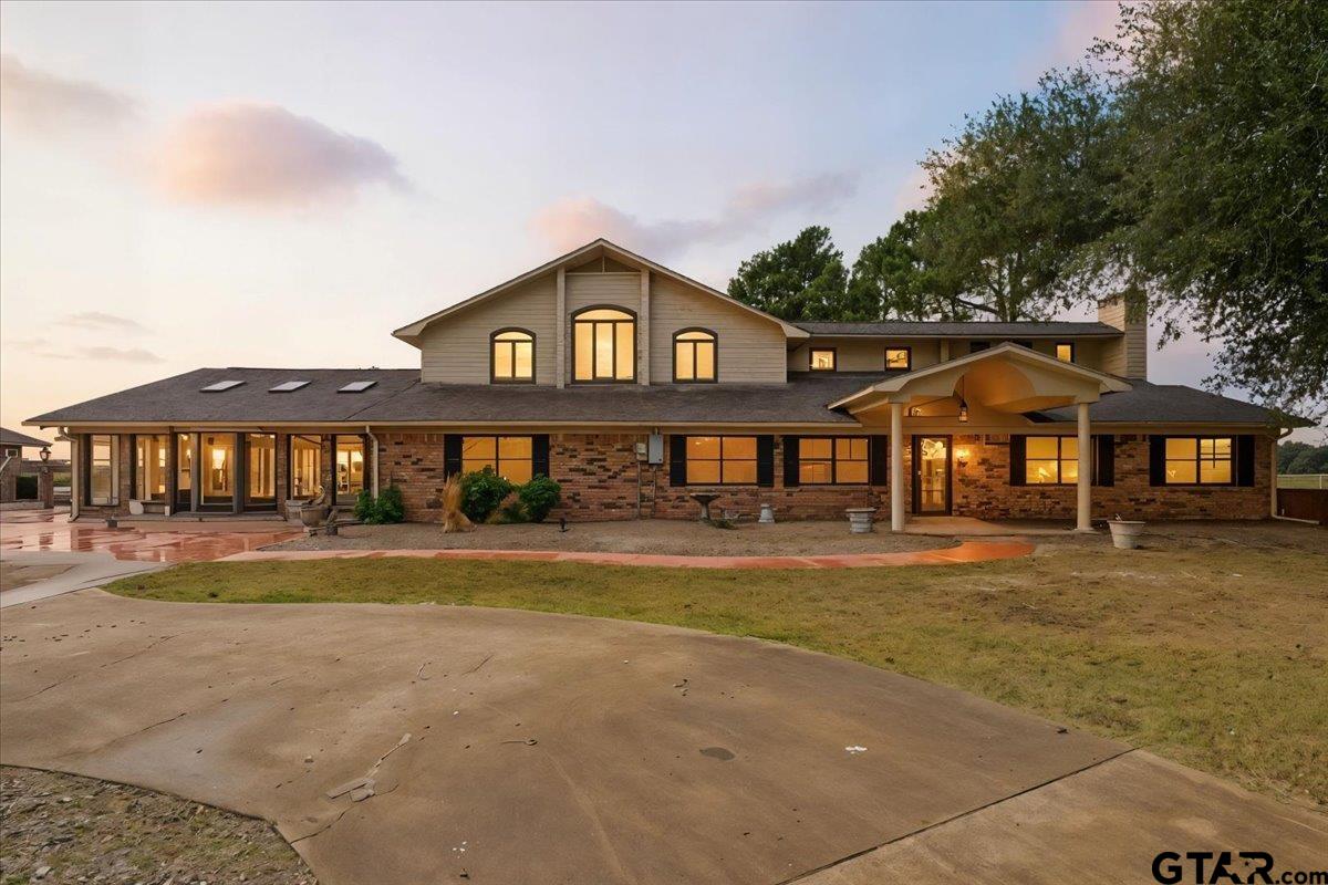 10736 E Hwy 154 — photo