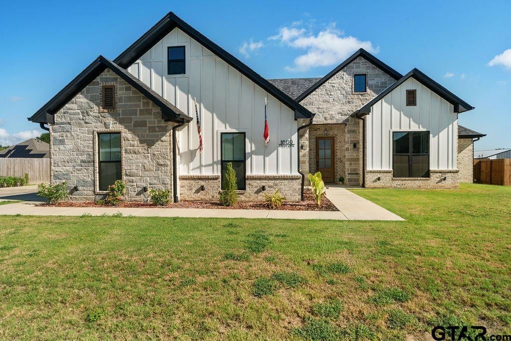 16139 E Eagle Lane — photo