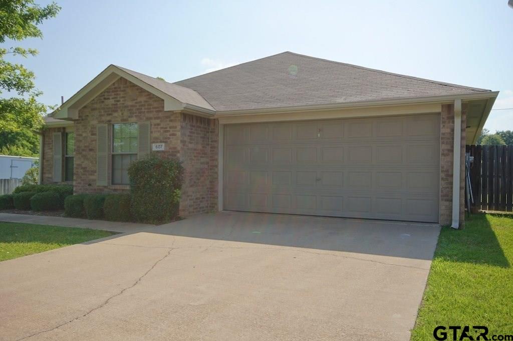 617 Hagan Rd — photo