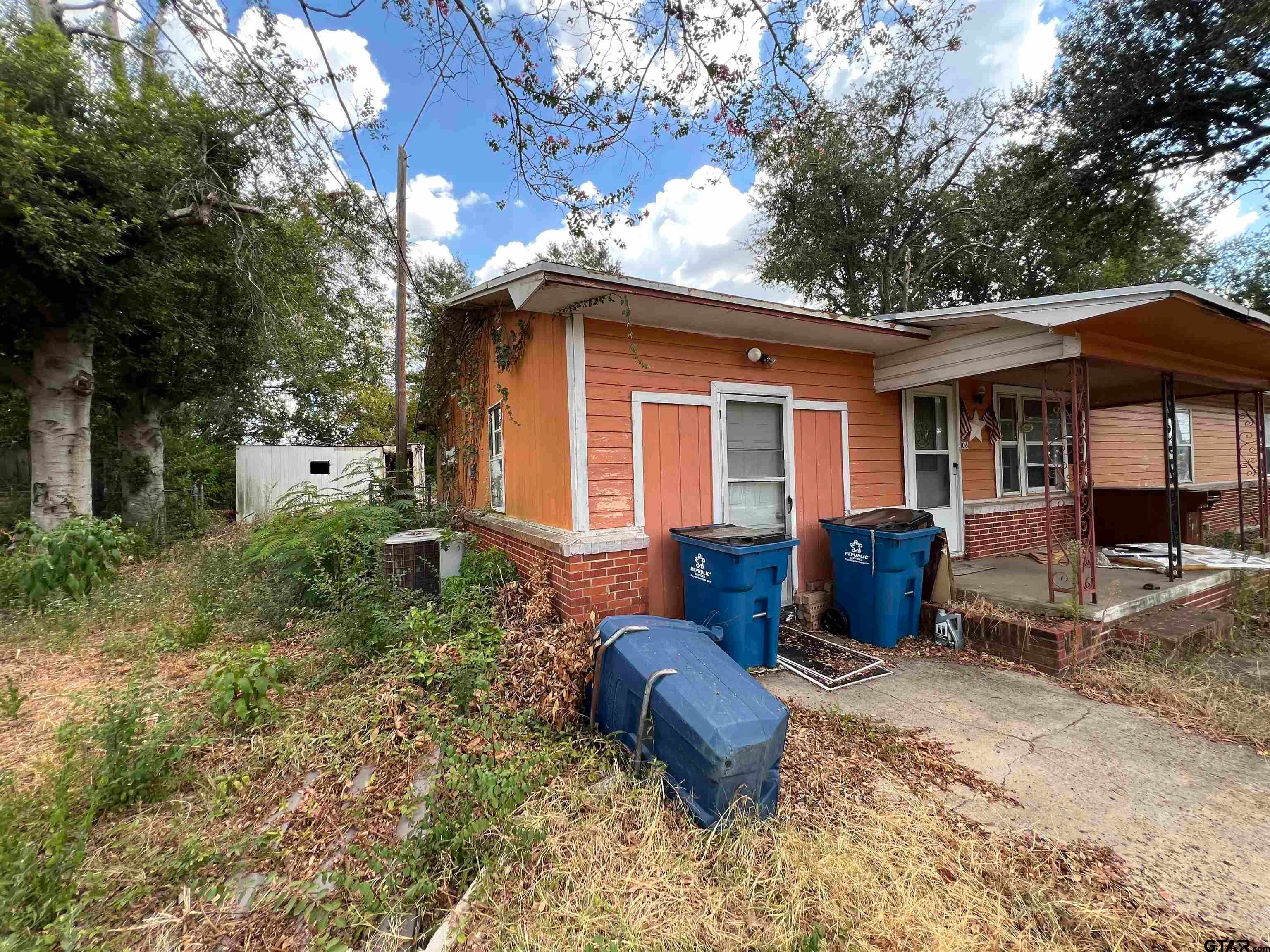 406 N Post Oak — photo