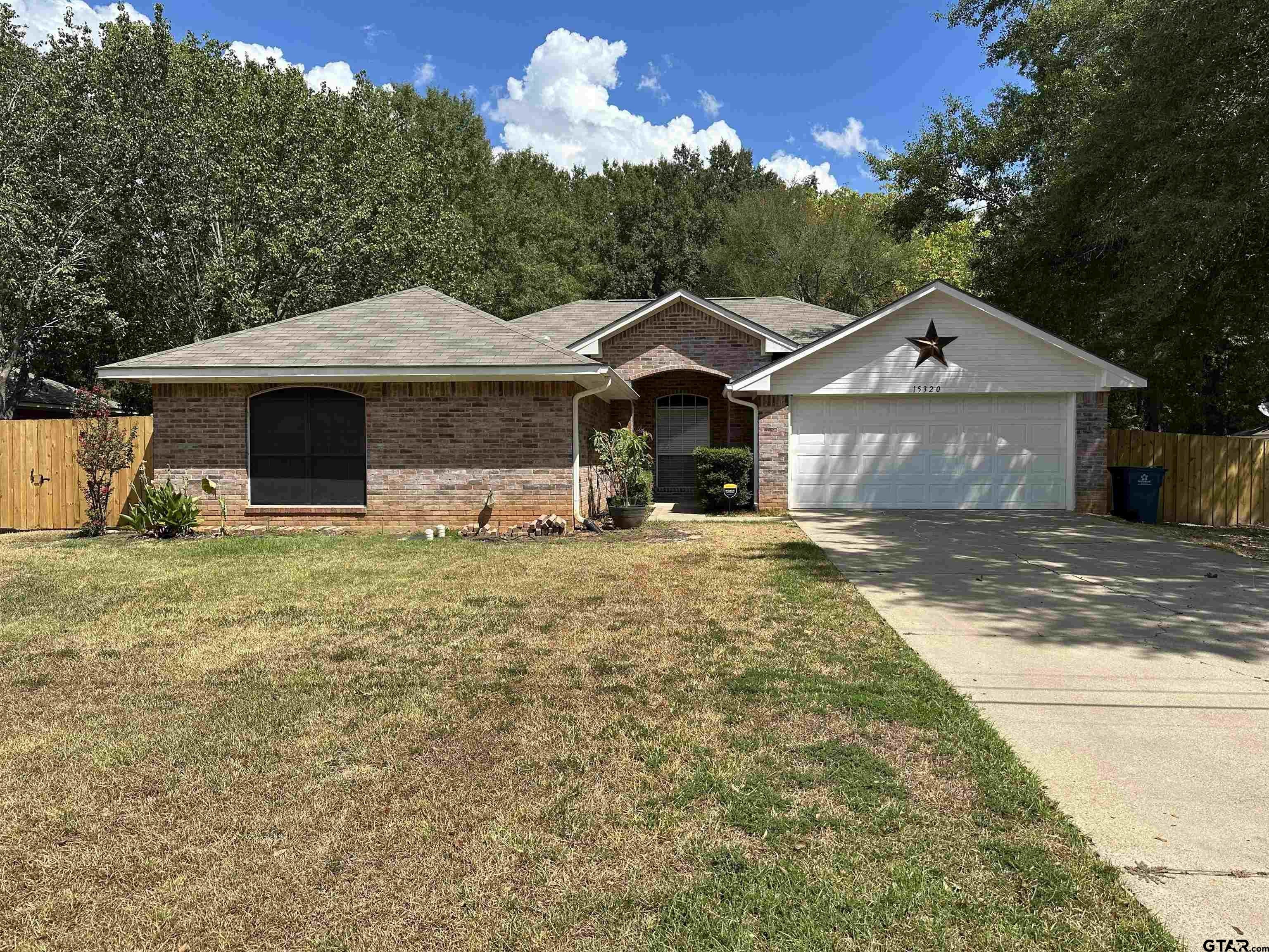 15320 Country Acres Dr. — photo