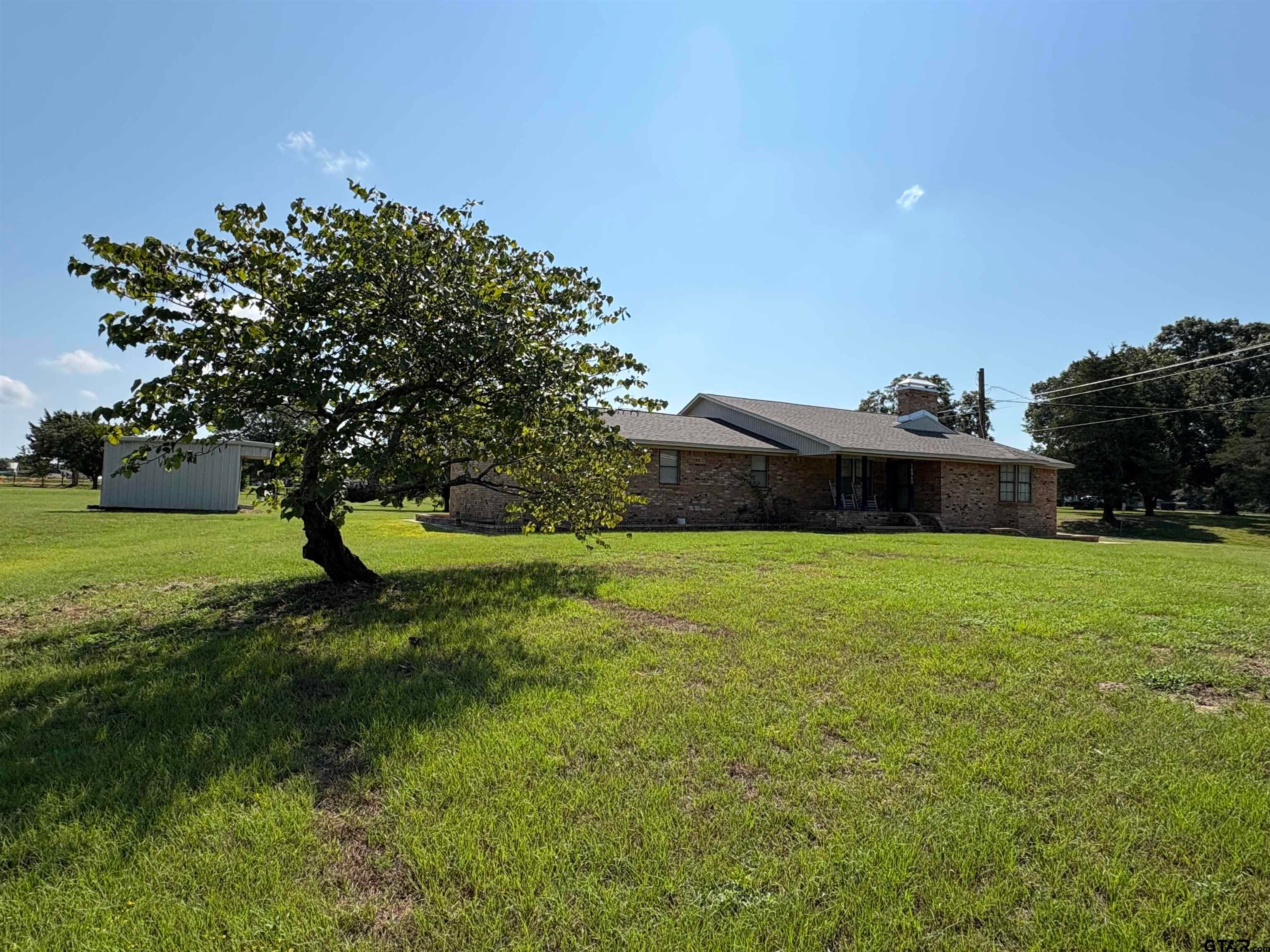 14865 C R 1125 — photo