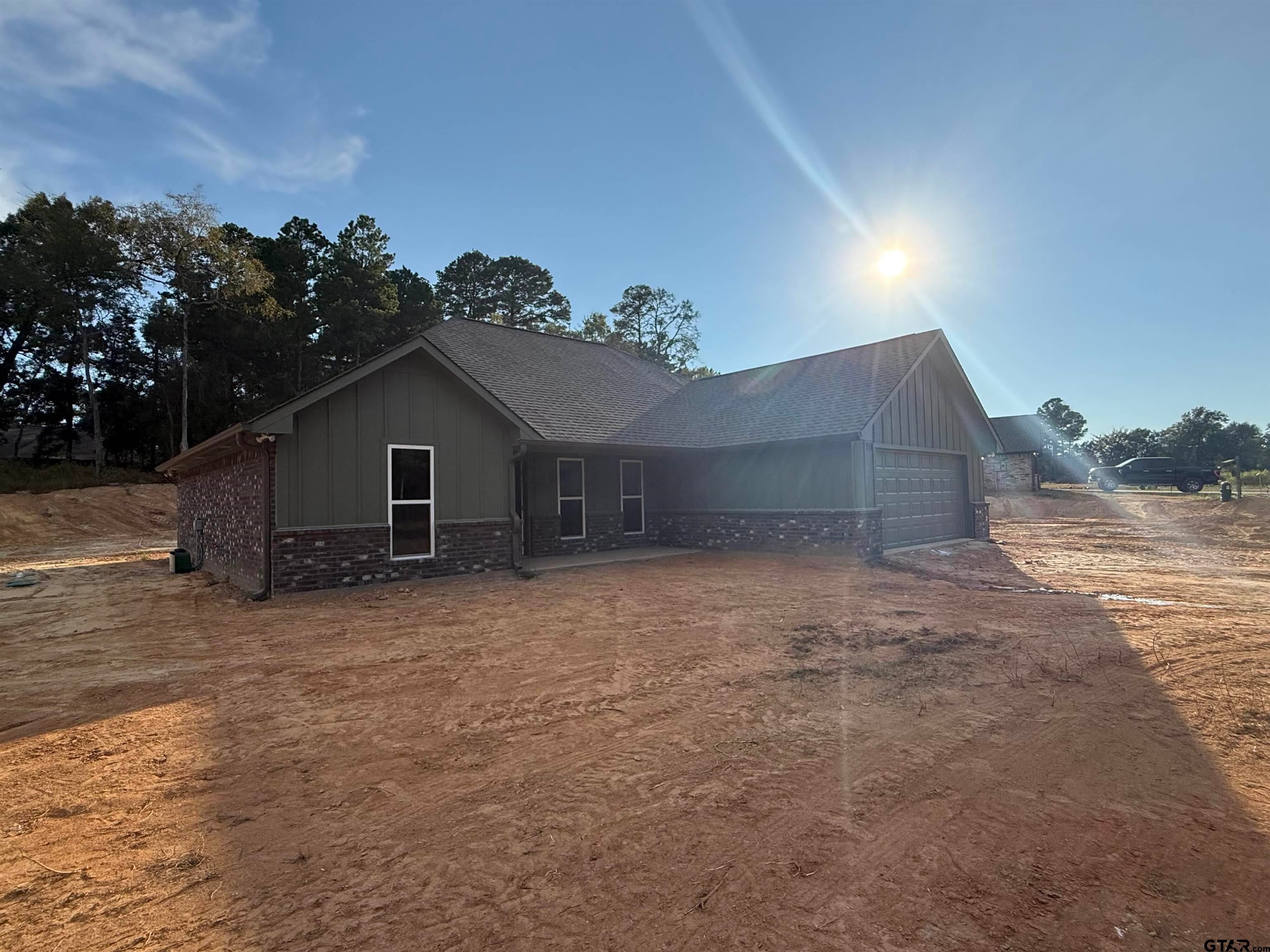 307 Private Road 6292 — photo