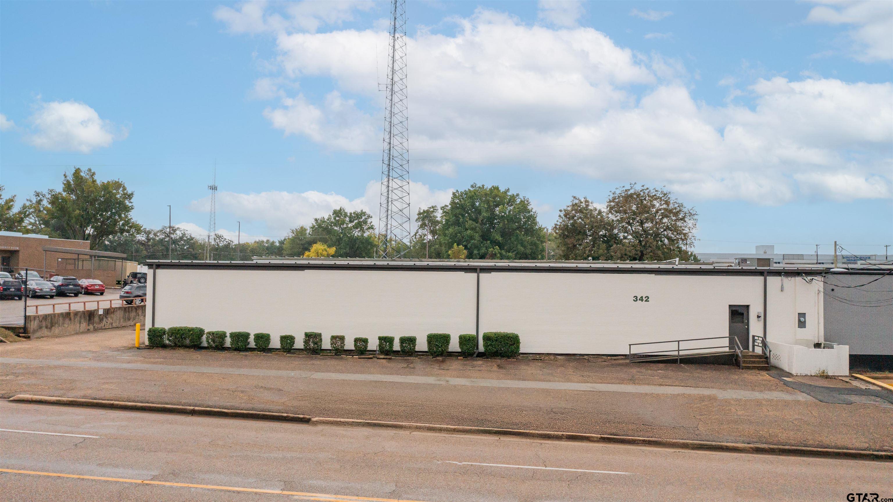 342 W Cotton — photo