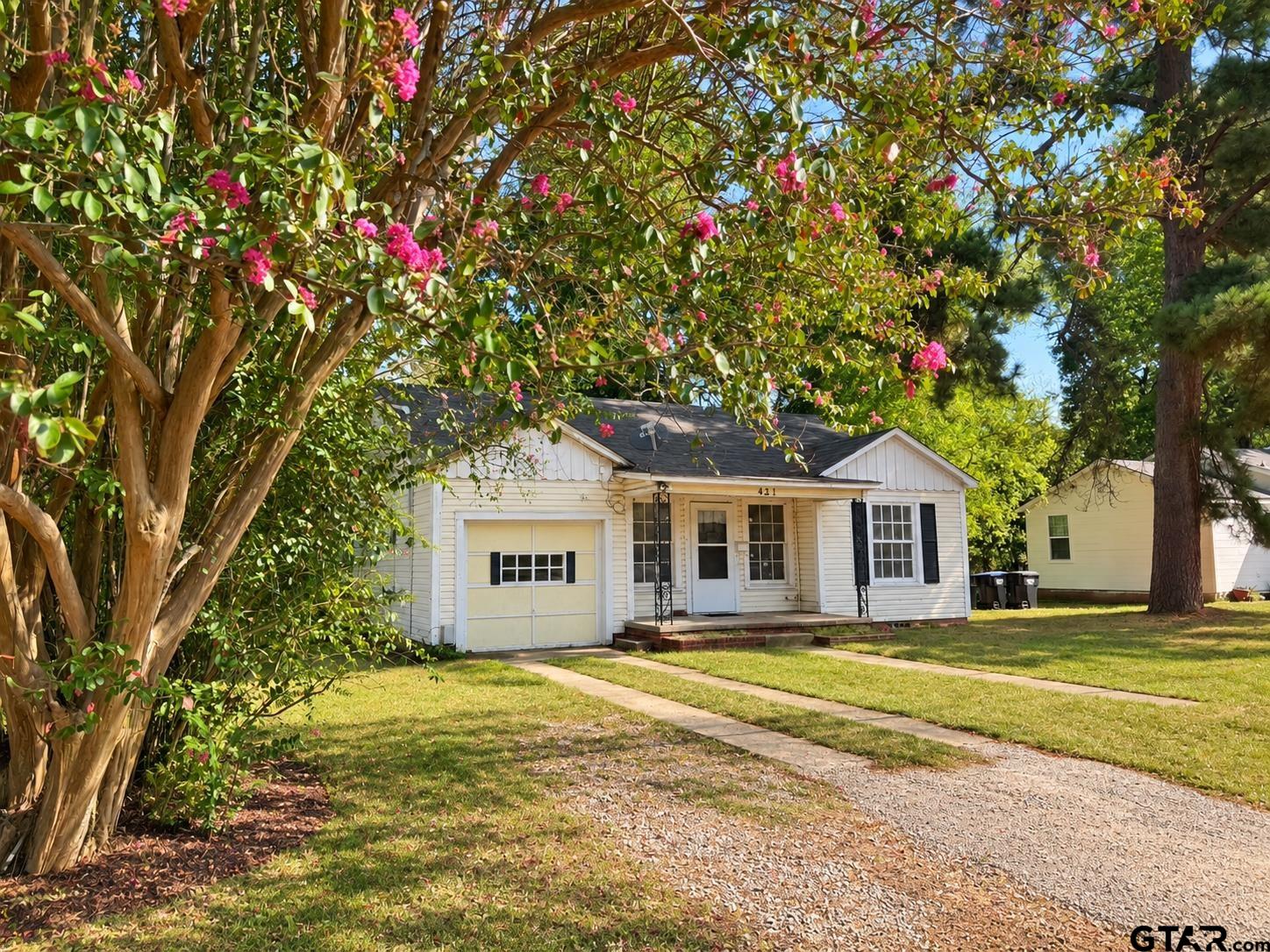 421 Larry, Longview, TX 75602 — photo 2