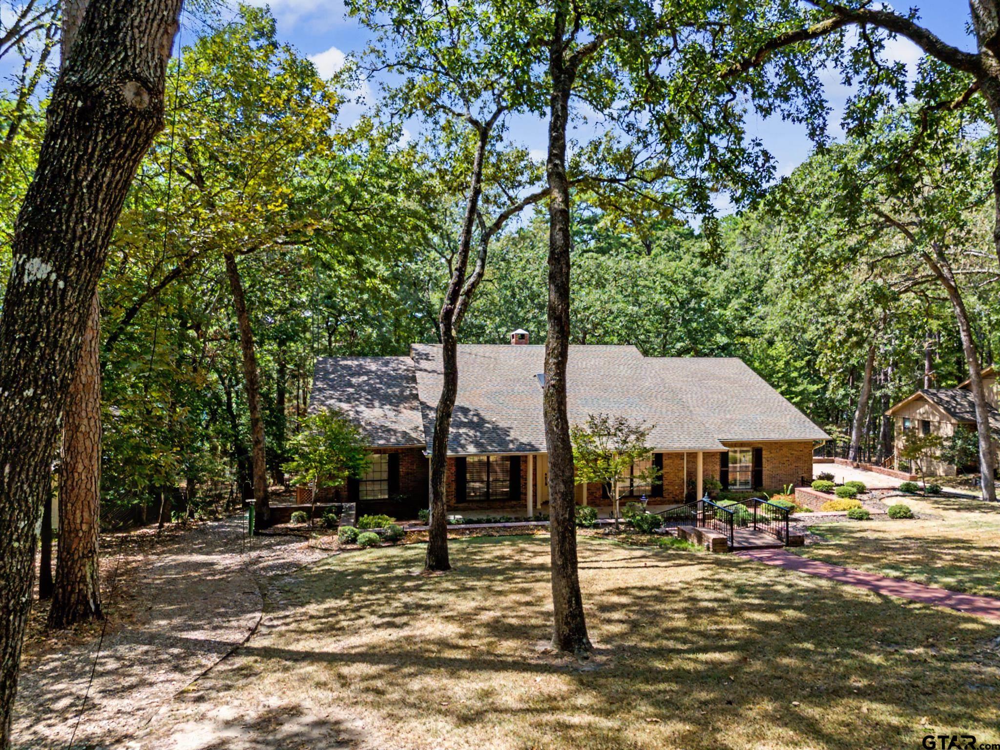 195 Brazos Bend — photo