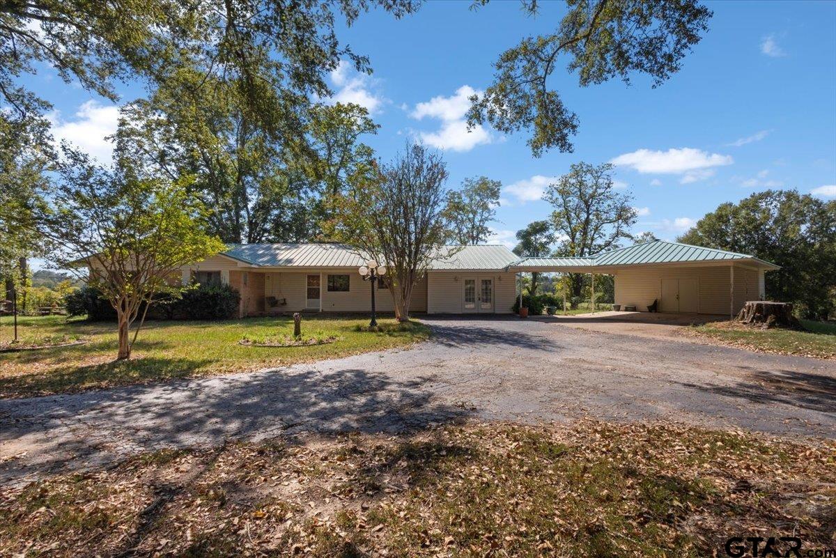 6686 S FM 225 — photo
